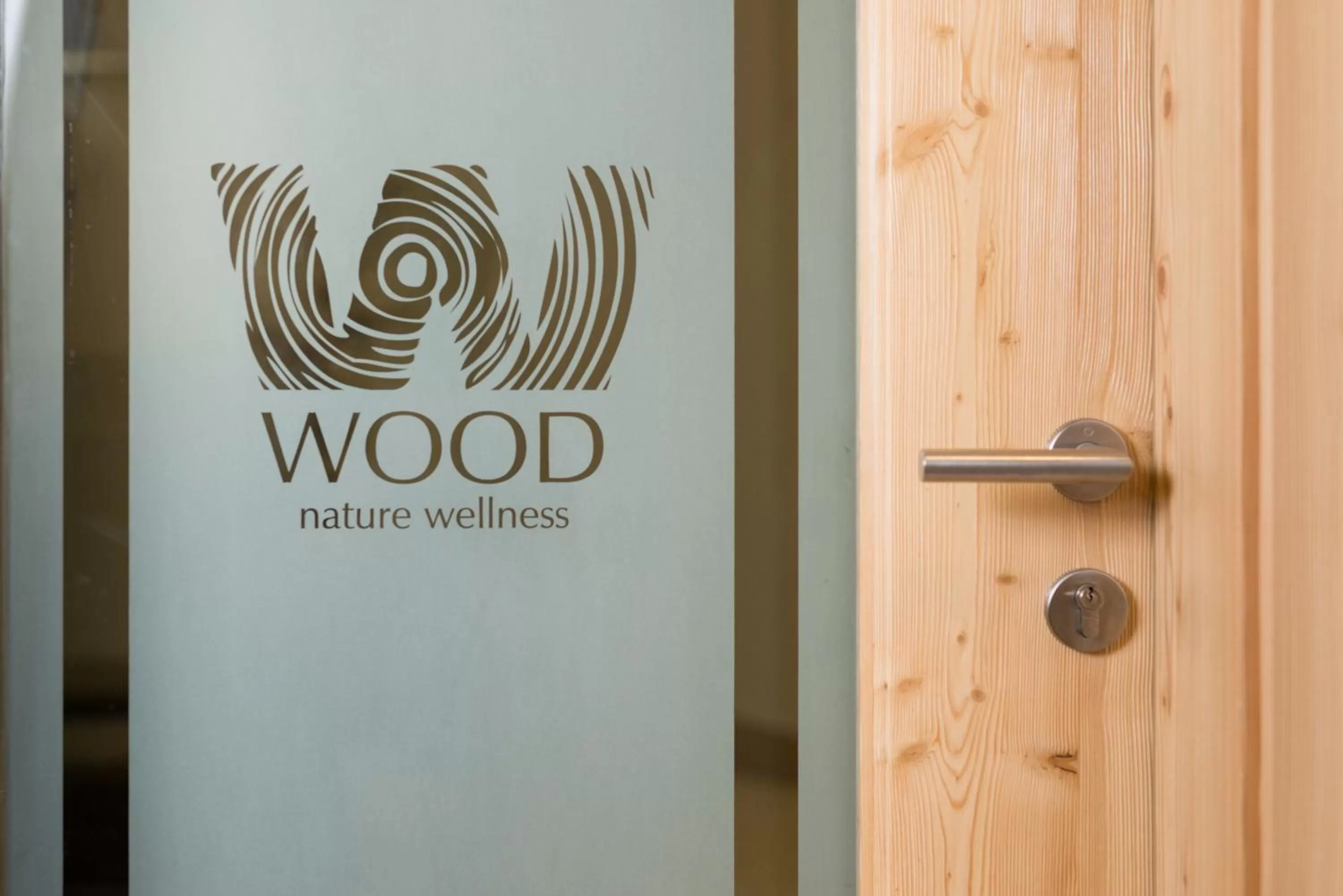 Swimming pool in FORESTO holiday apartments