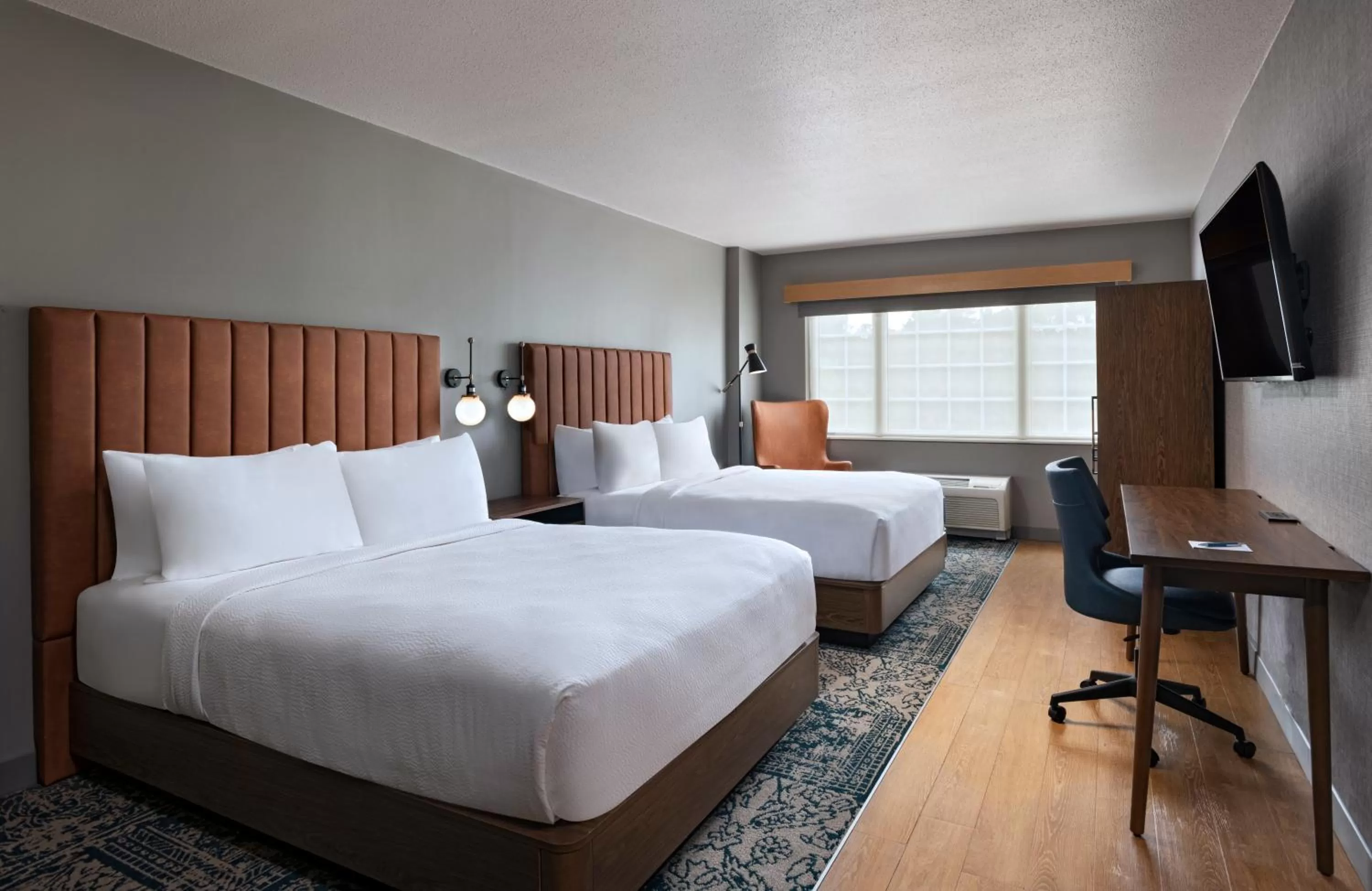 TV and multimedia, Bed in Four Points by Sheraton Houston West