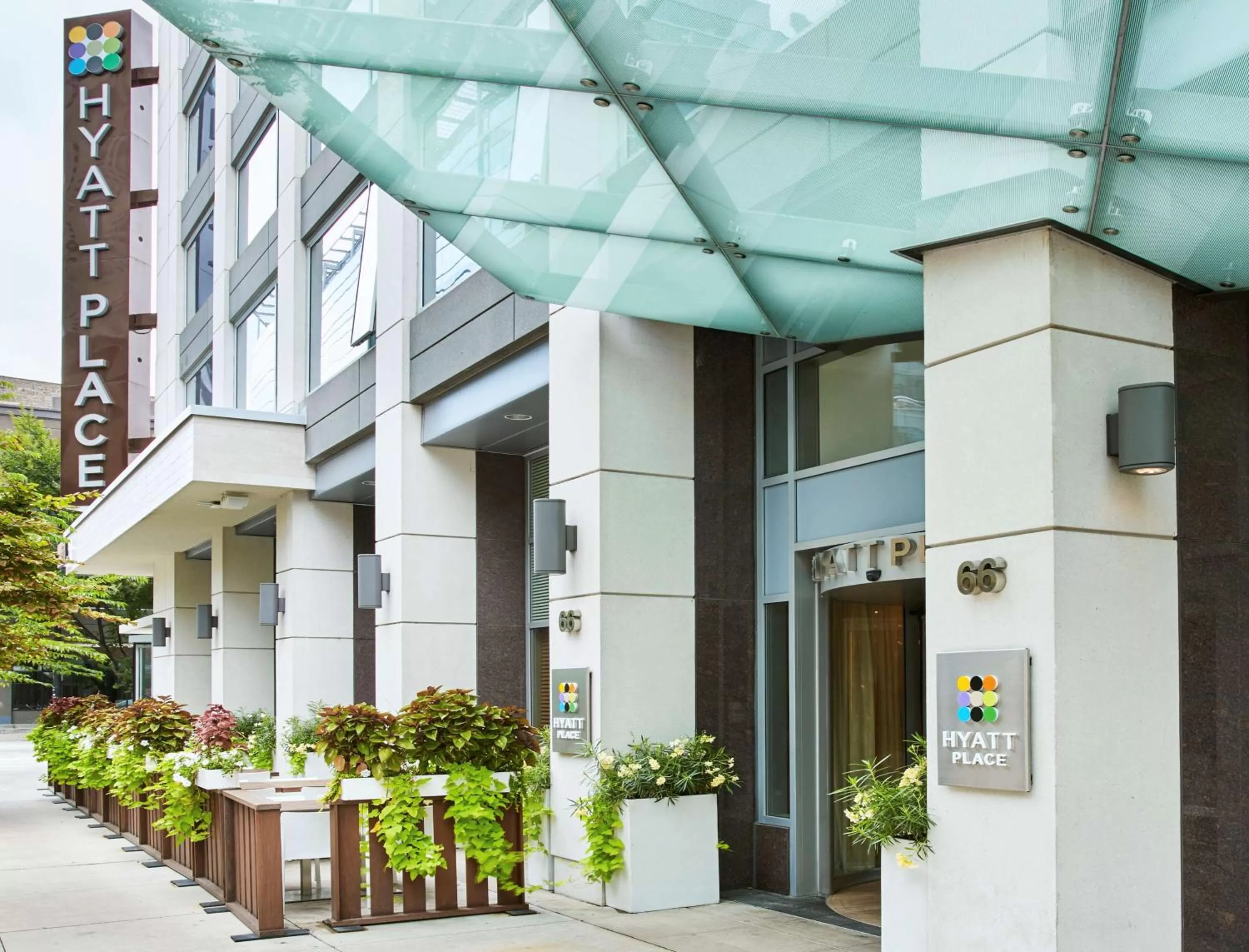 Property building in Hyatt Place Chicago River North