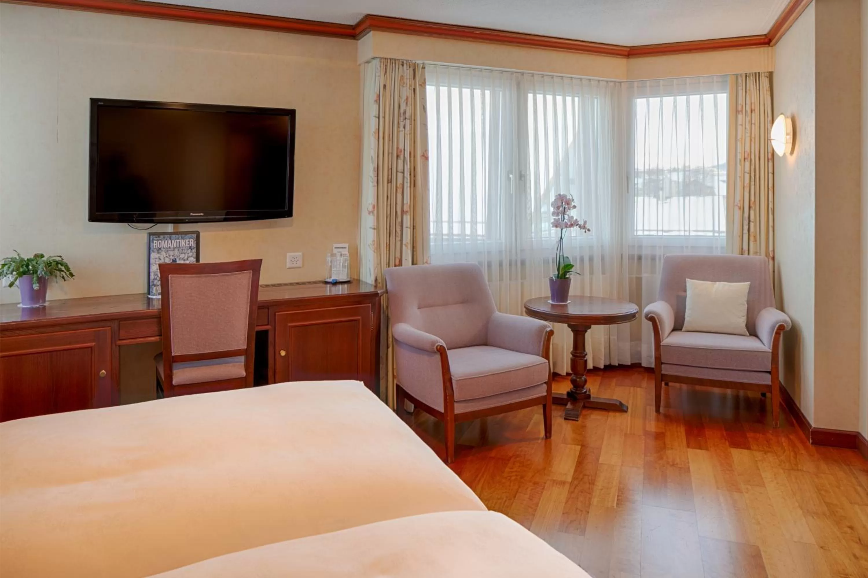 Bedroom, Bed in Hotel Säntis