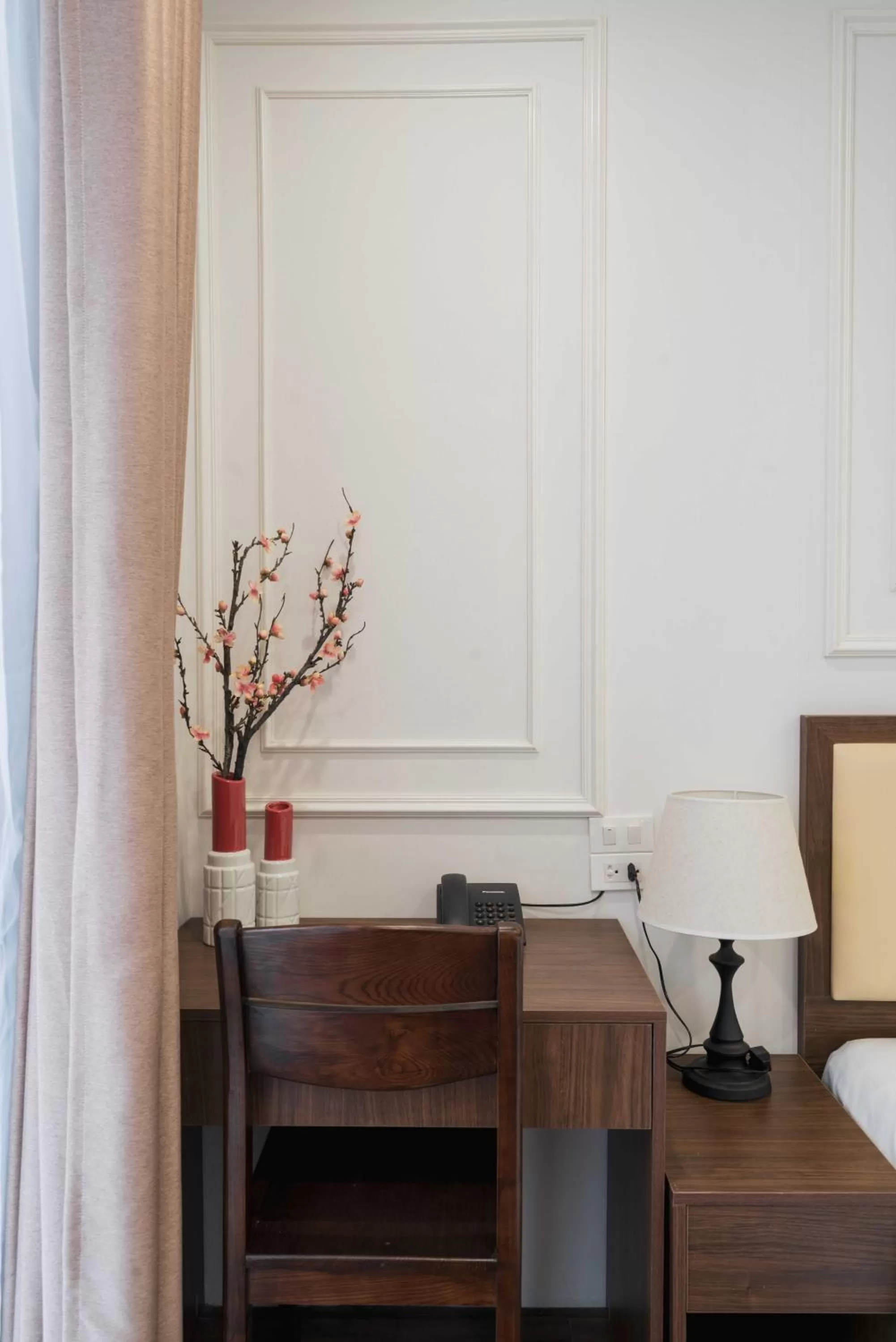 hair dresser in Charming Moon Hotel