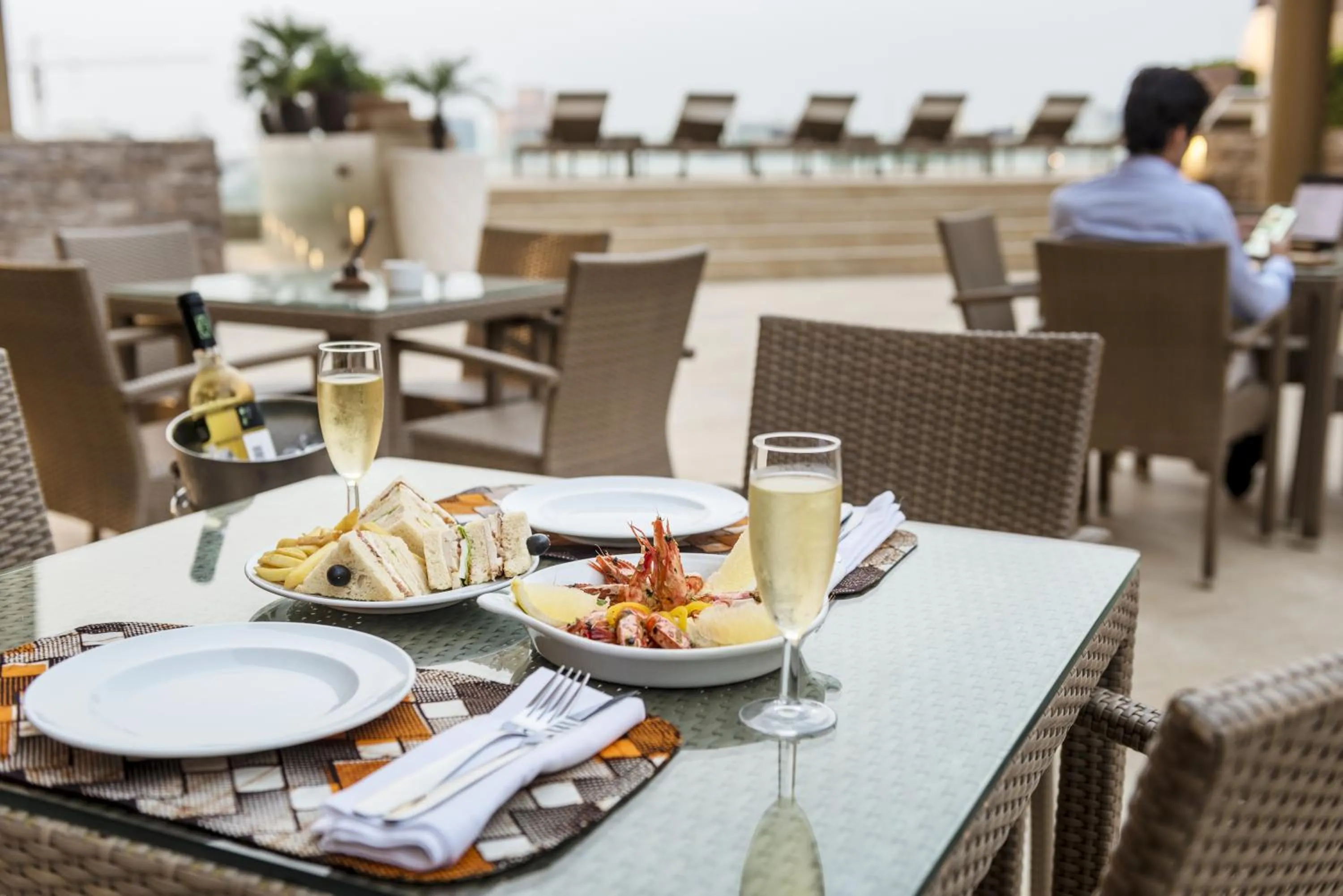 Lounge or bar in Hotel Alvalade