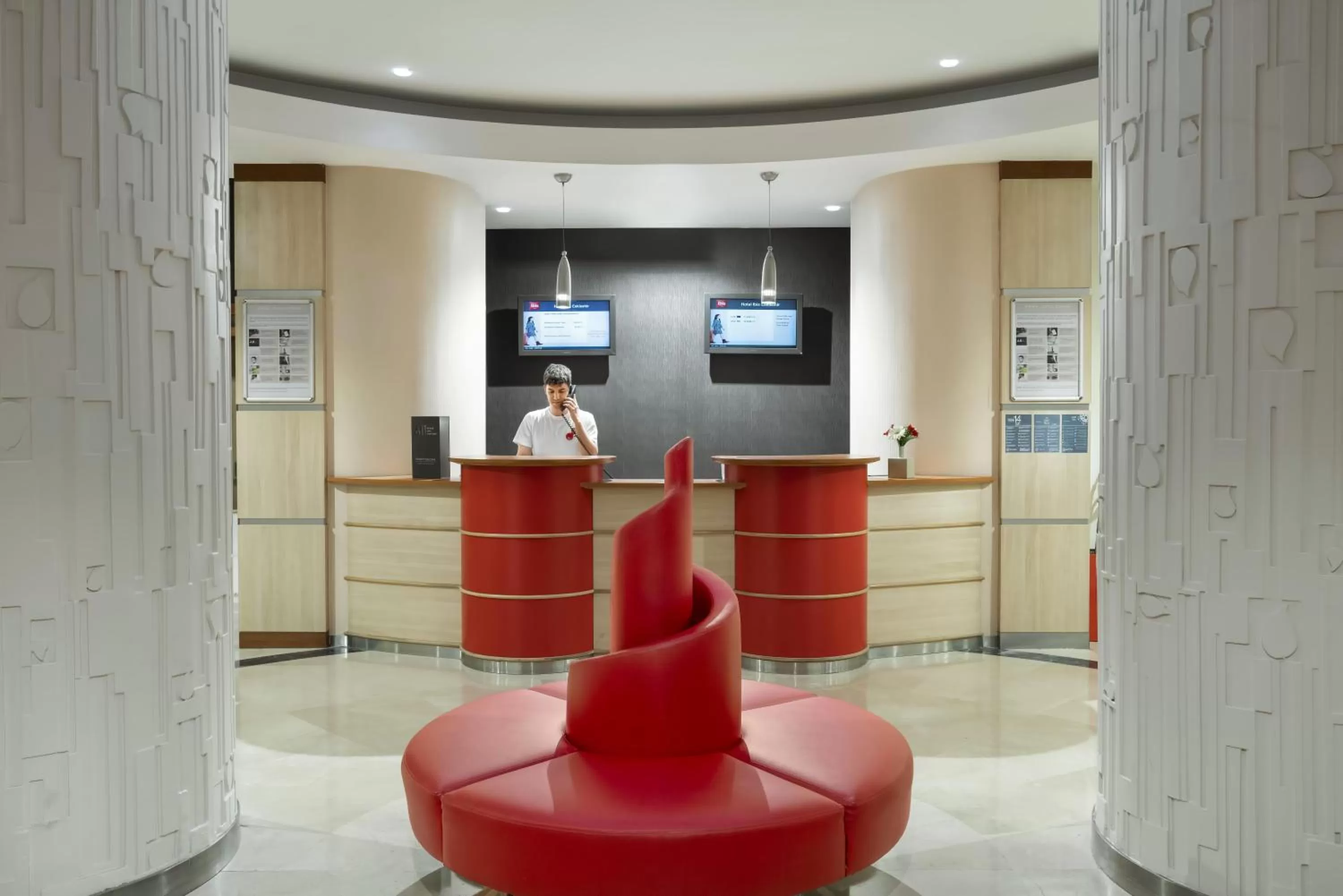 Lobby or reception in Ibis Eskisehir