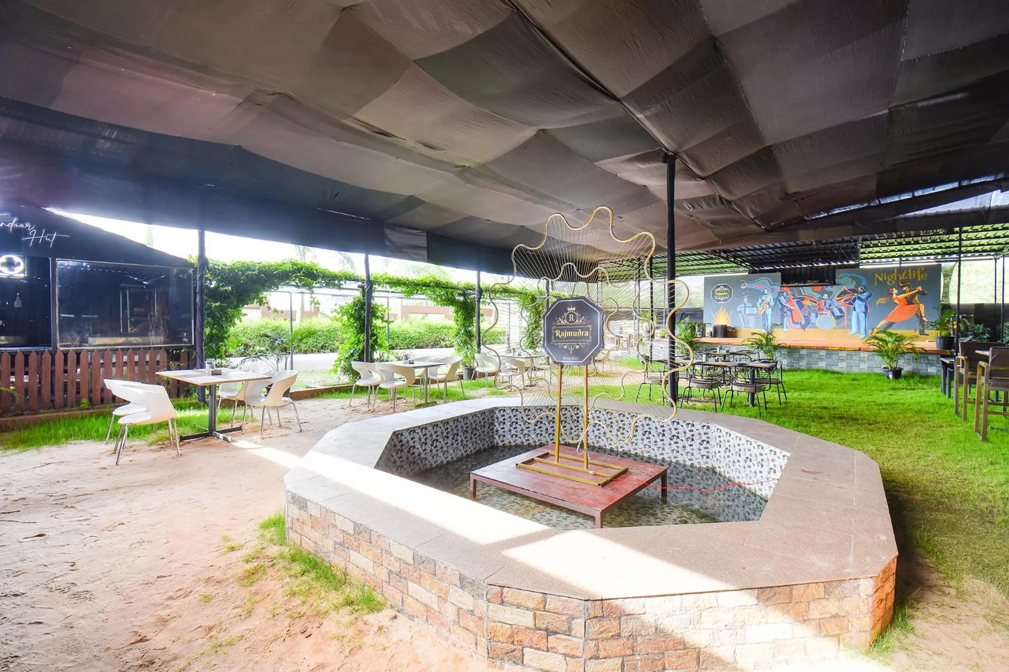 Garden in FabHotel Prime Rajmudra - Nr Butterfly Park - Hinjawadi