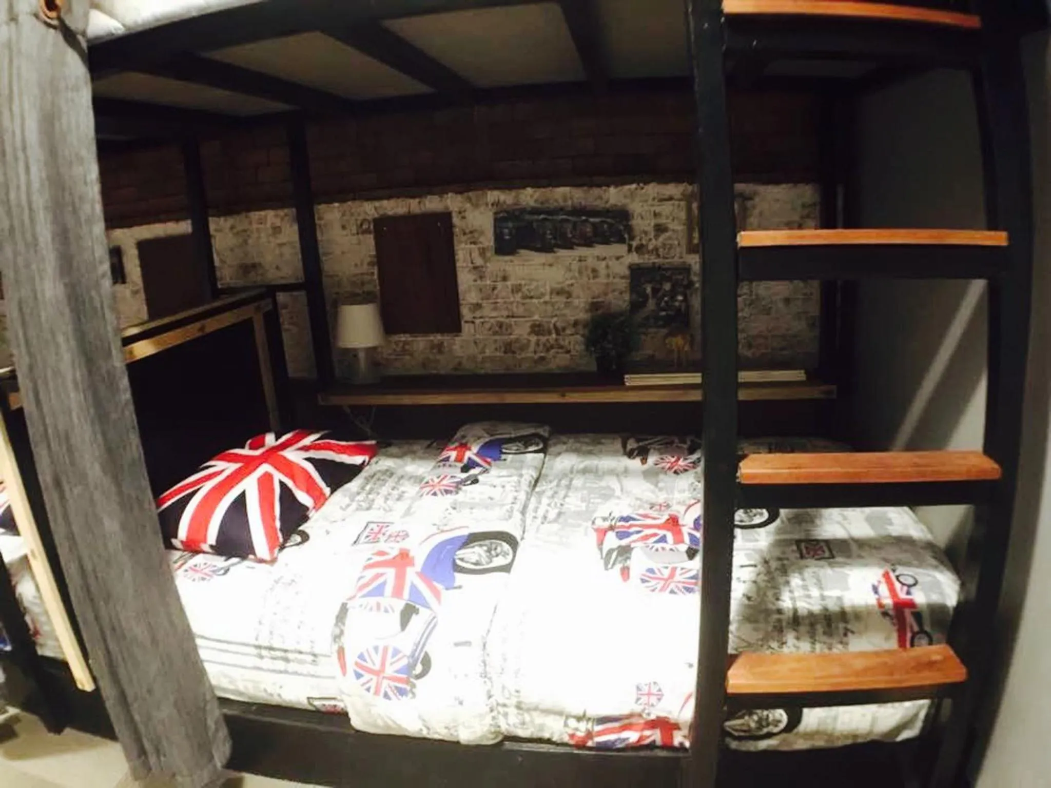 bunk bed in Popcorn House Ratchada