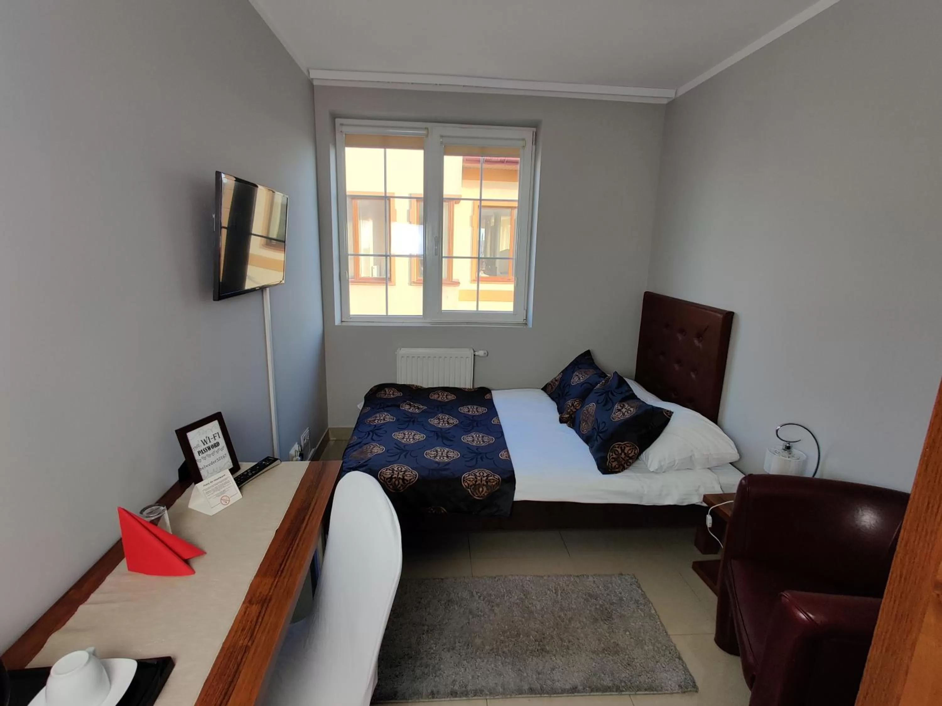 Photo of the whole room, Bed in Belweder