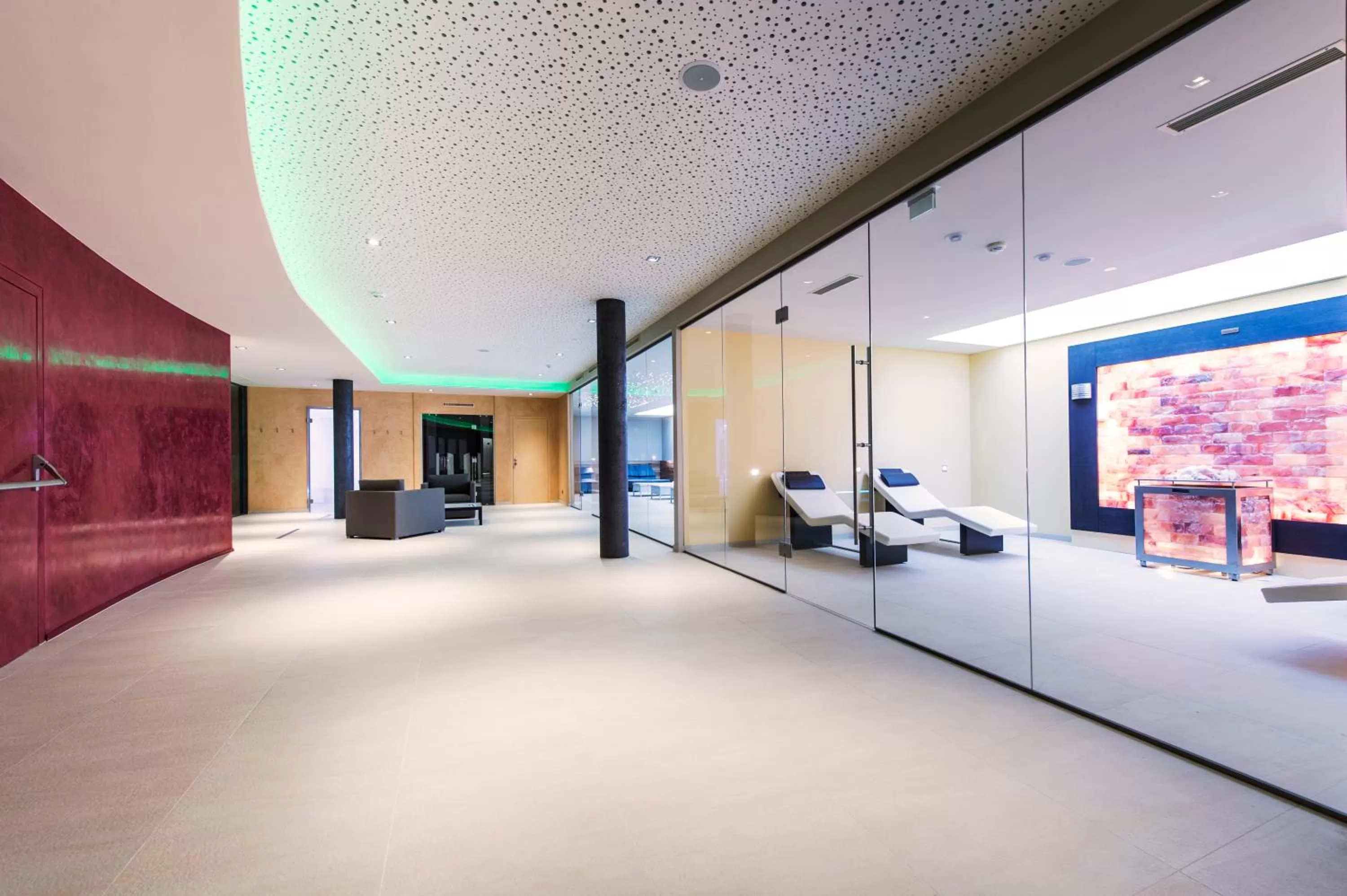 Lobby or reception in Parkhotel Hall in Tirol