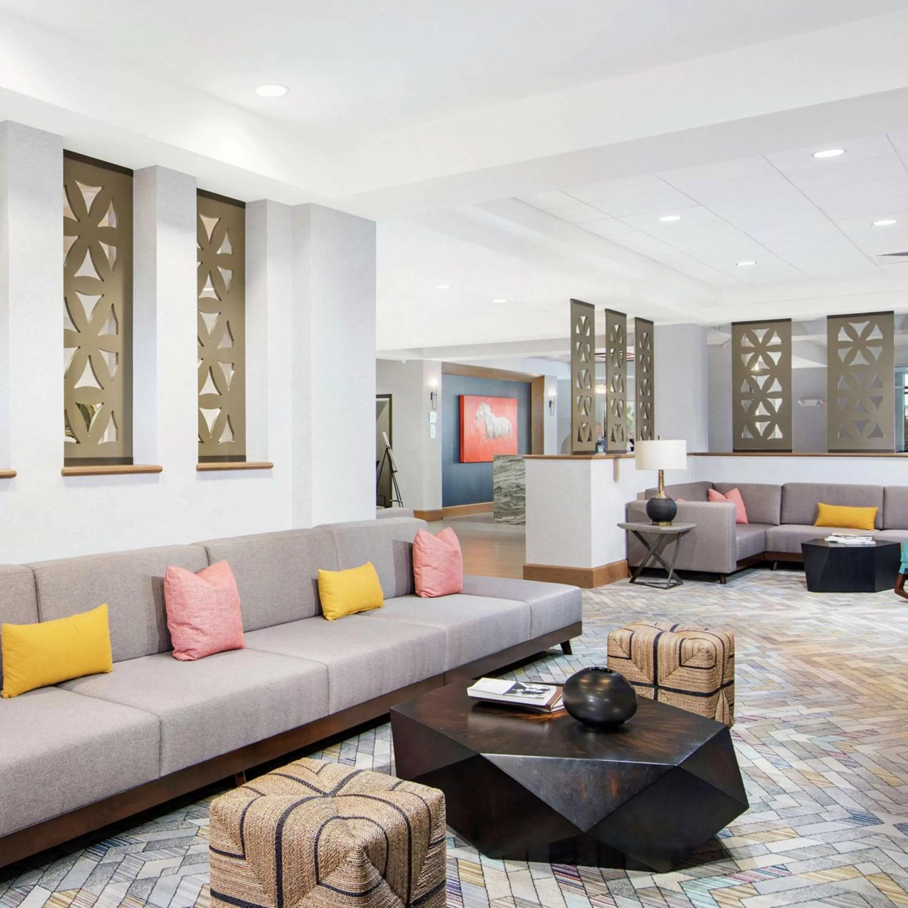 Lobby or reception in DoubleTree by Hilton San Antonio Northwest - La Cantera