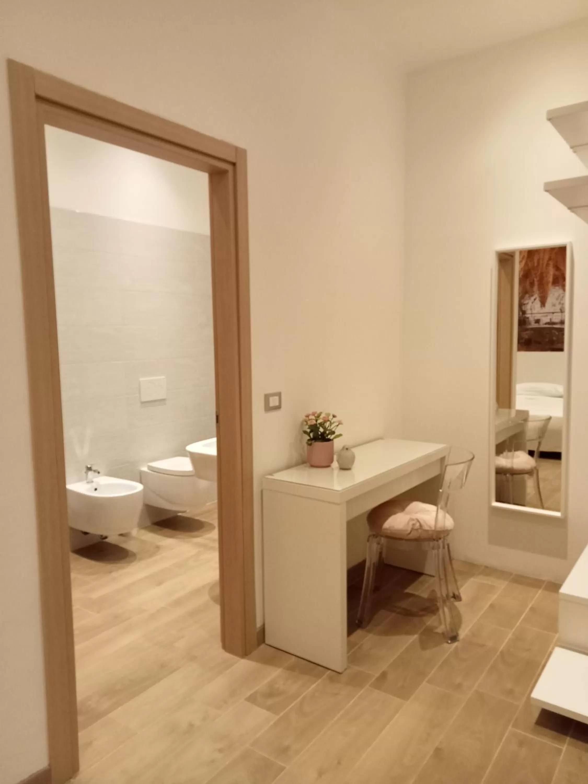 Toilet in Hotel Porta Rivera