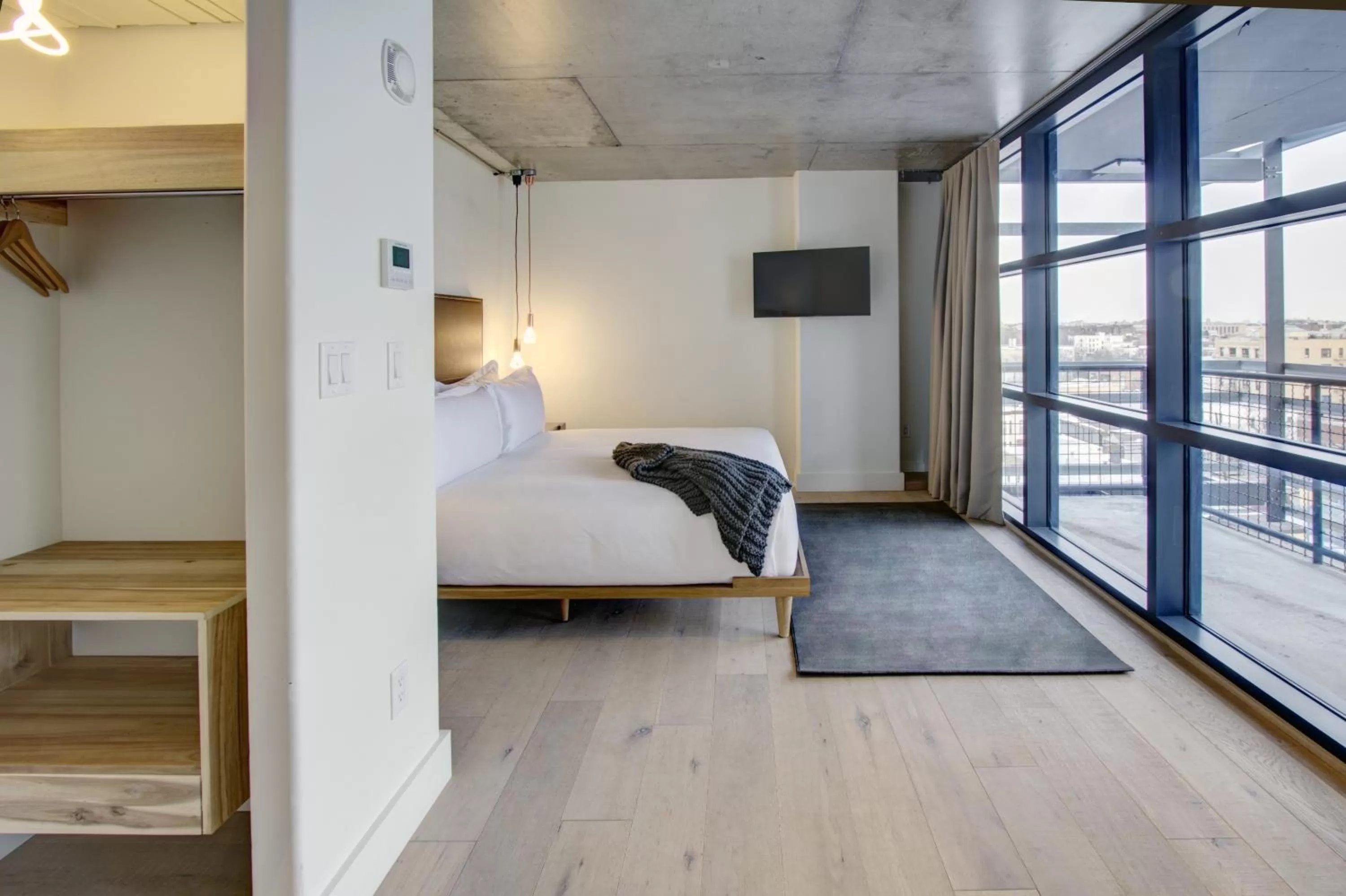 Patio, Bed in Boro Hotel