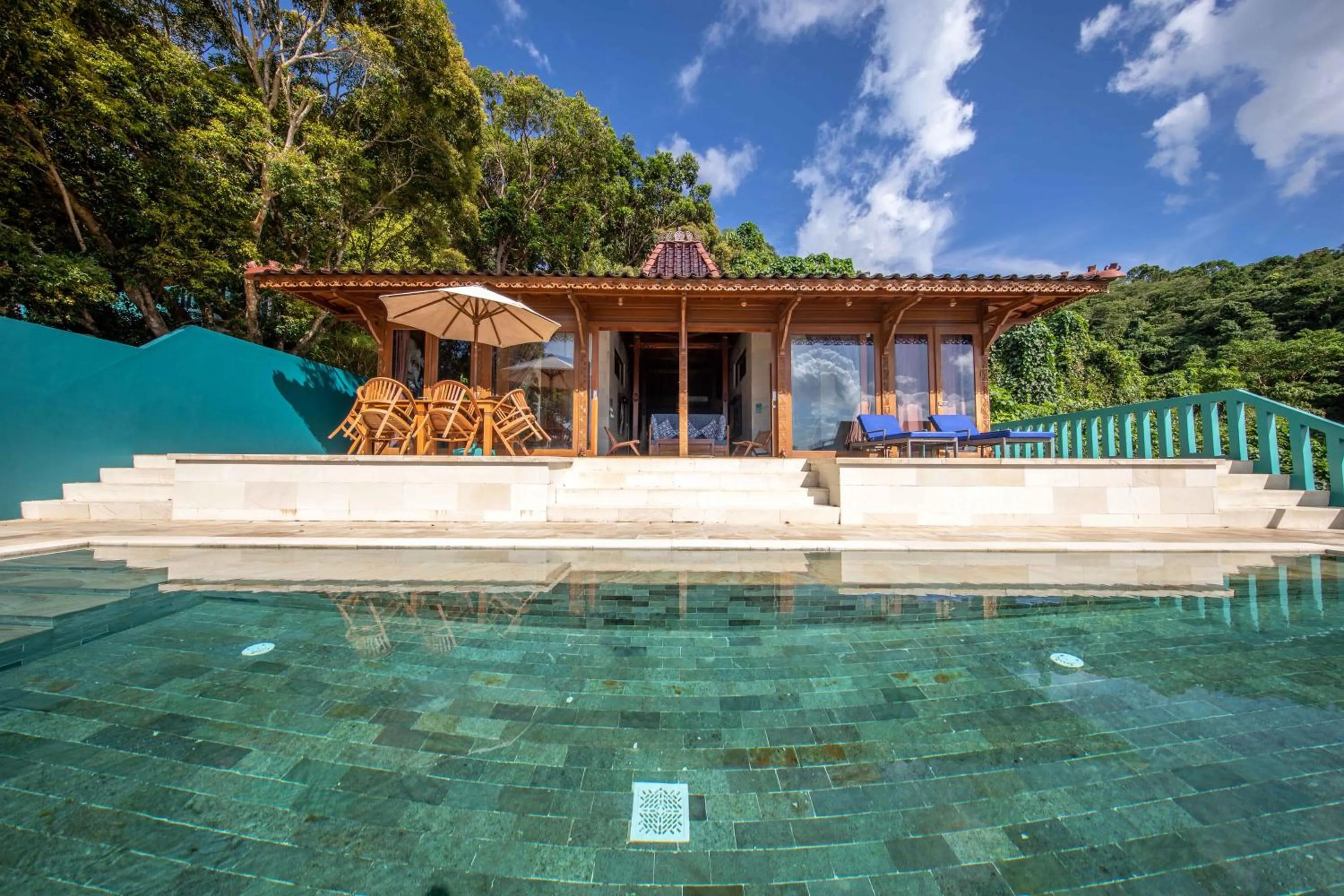 Property building in Karuna El Nido Villas