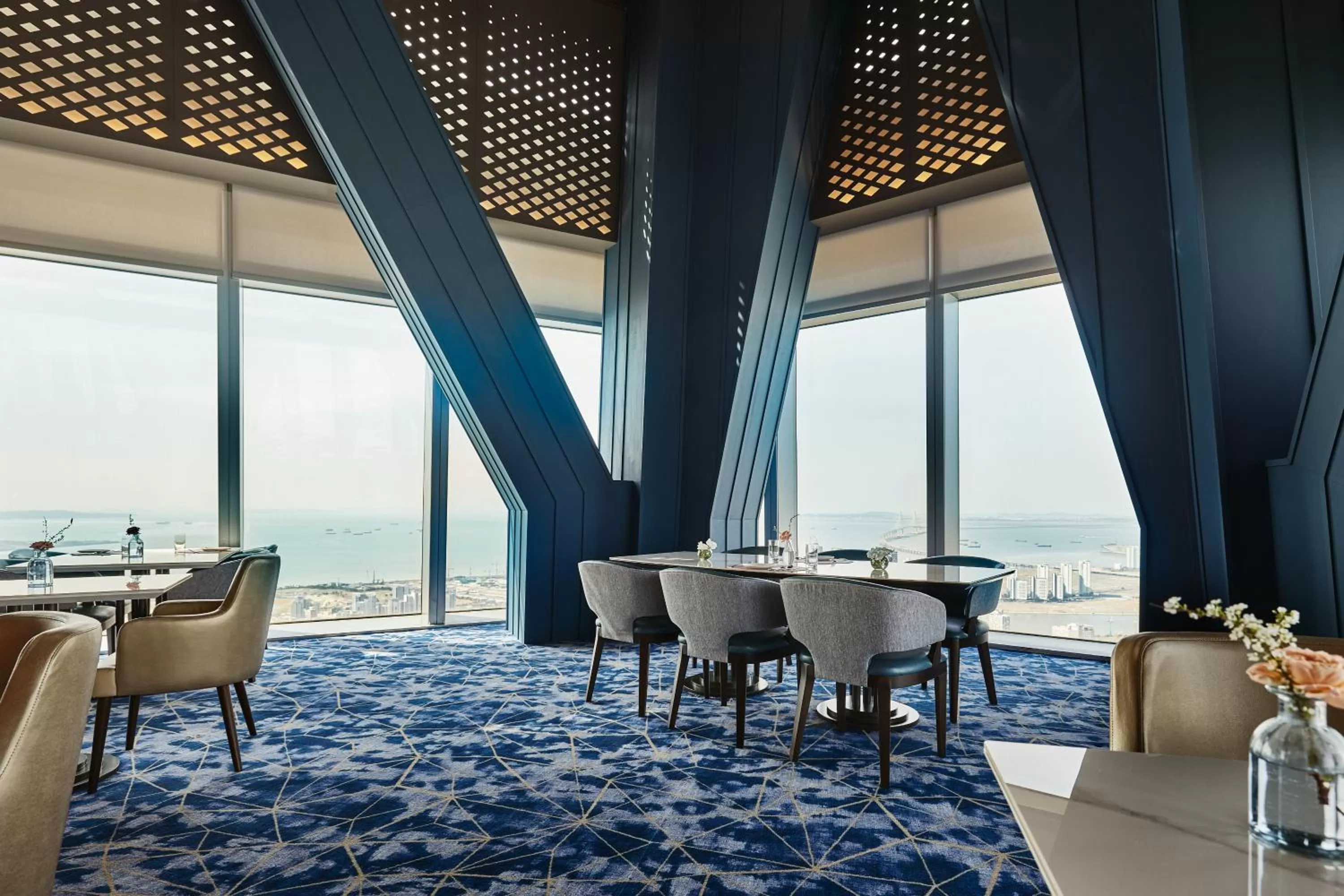 Restaurant/places to eat in Oakwood Premier Incheon