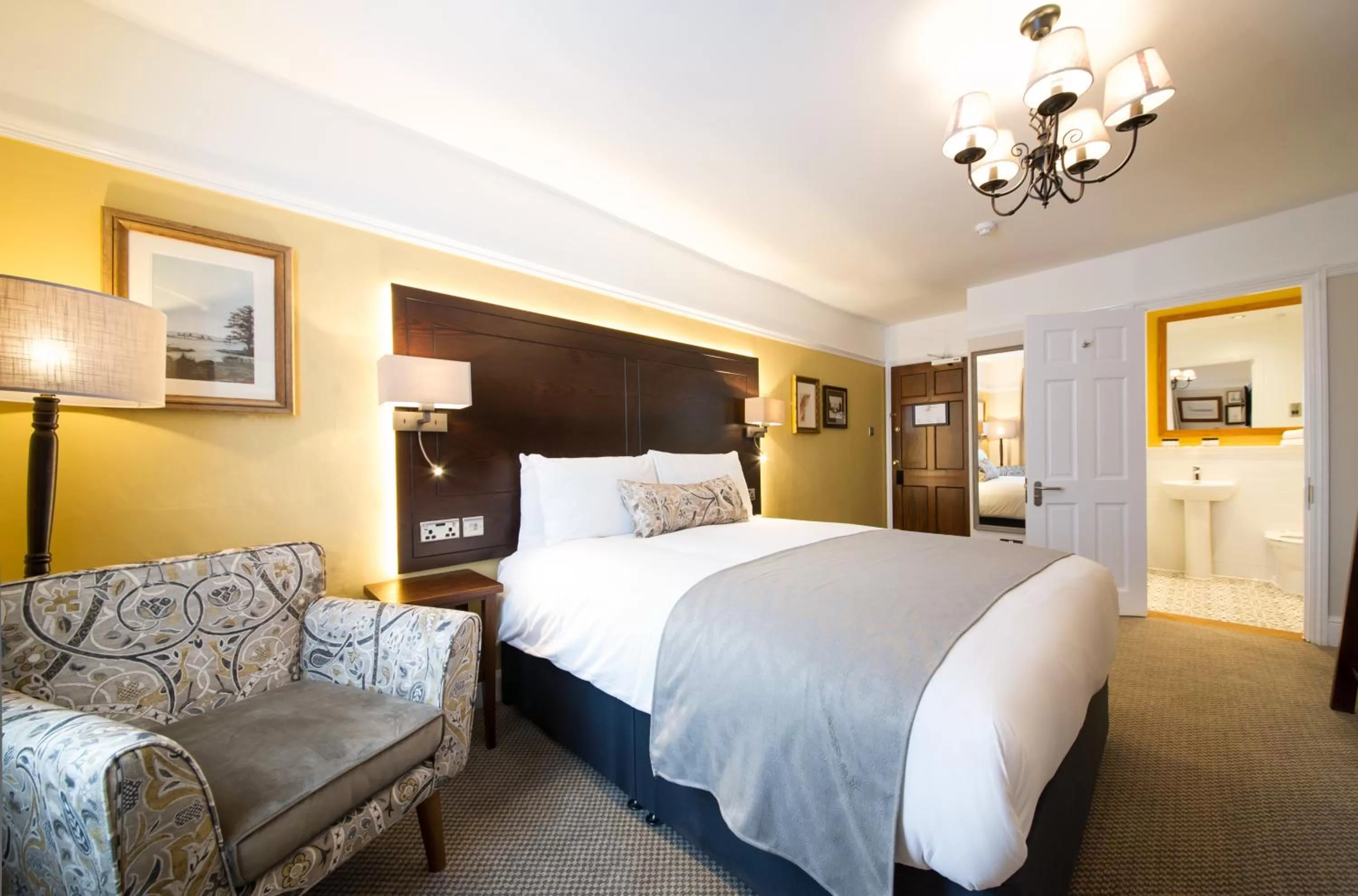 Bed in The Colney Fox by Innkeeper's Collection