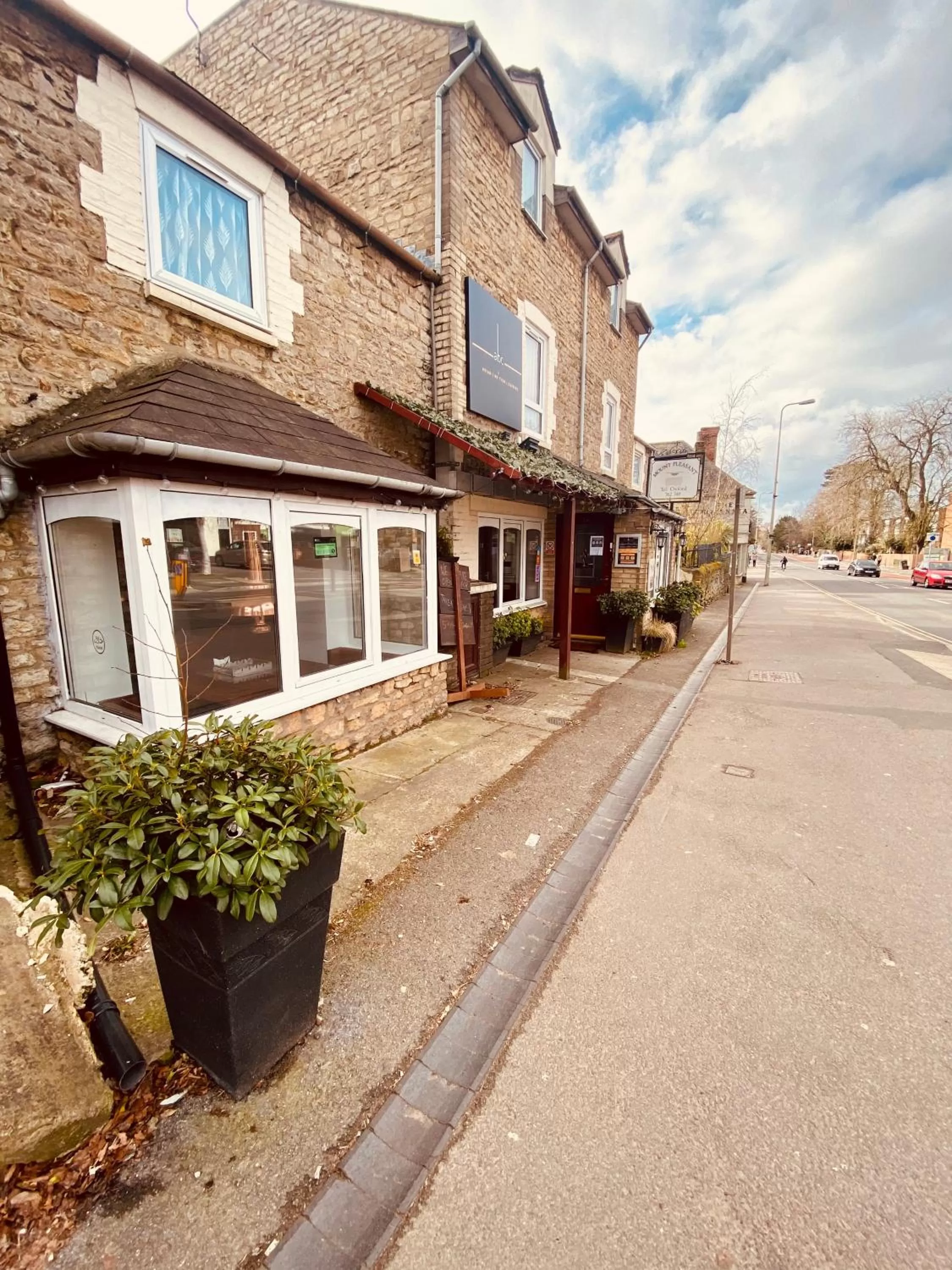 Mount Pleasant Hotel