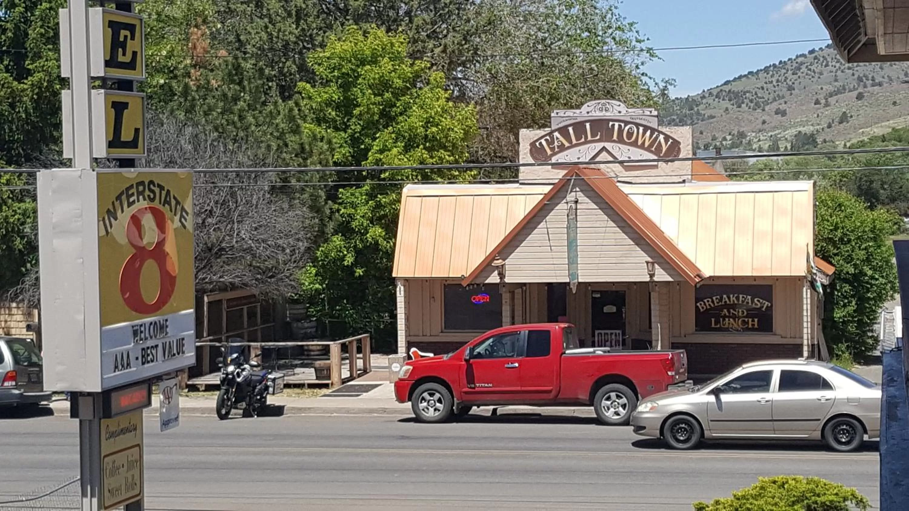 Nearby landmark in Interstate 8 Motel