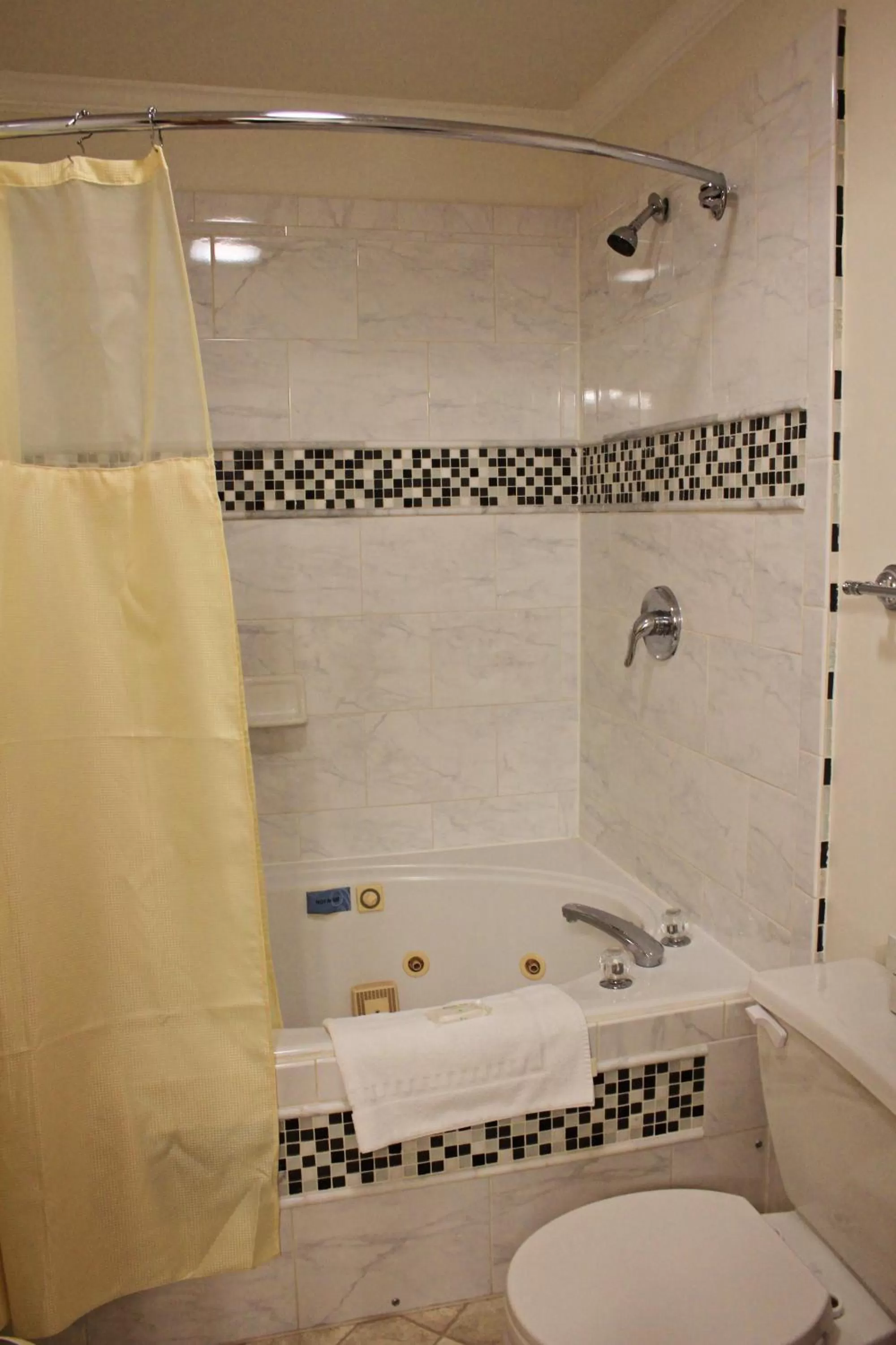 Bathroom in Bowen Motel