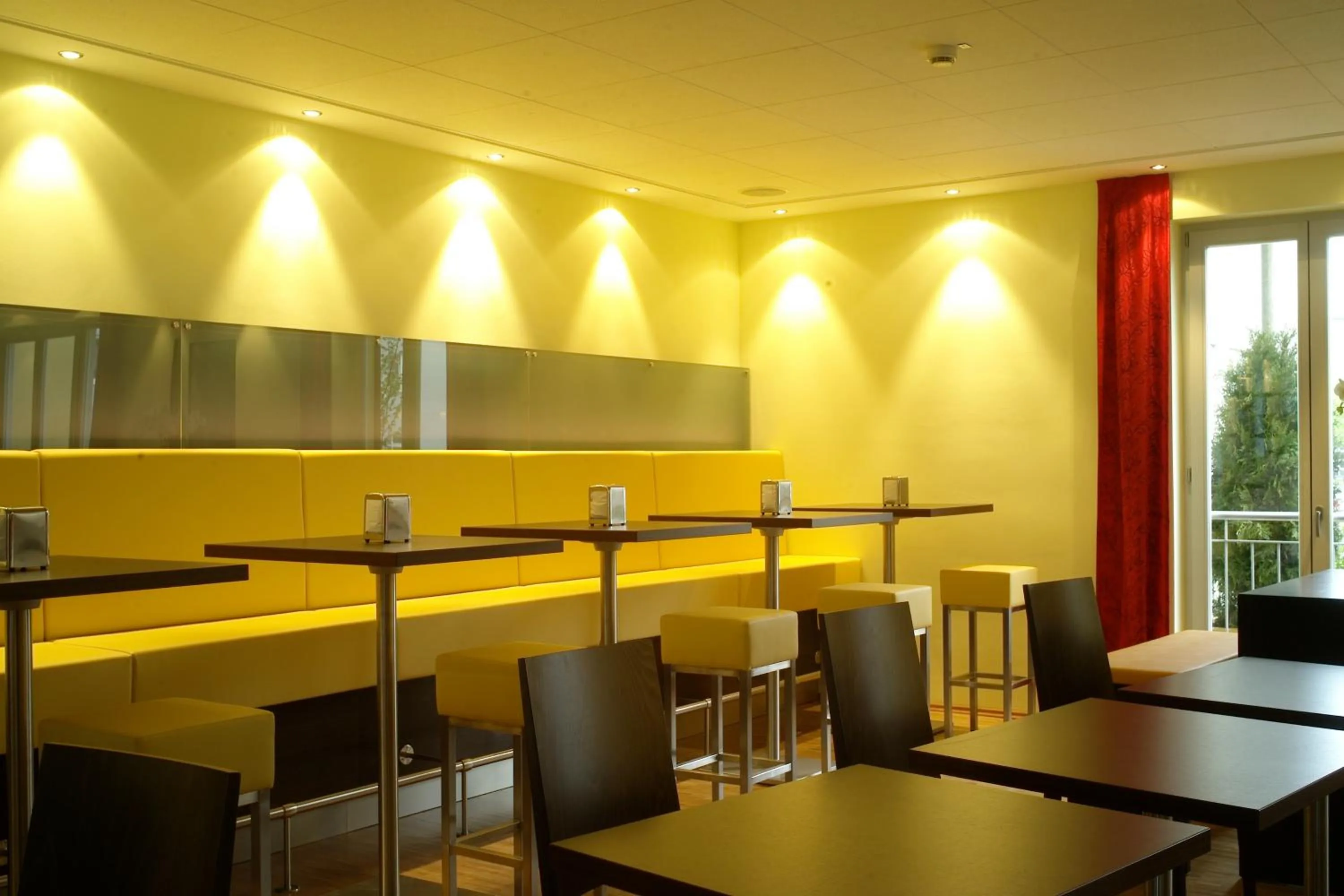 Restaurant/places to eat in Hotel Central Regensburg CityCentre, Sure Hotel Collection by Best Western