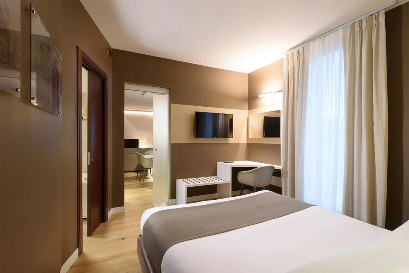 Bedroom, Bed in GHV Hotel