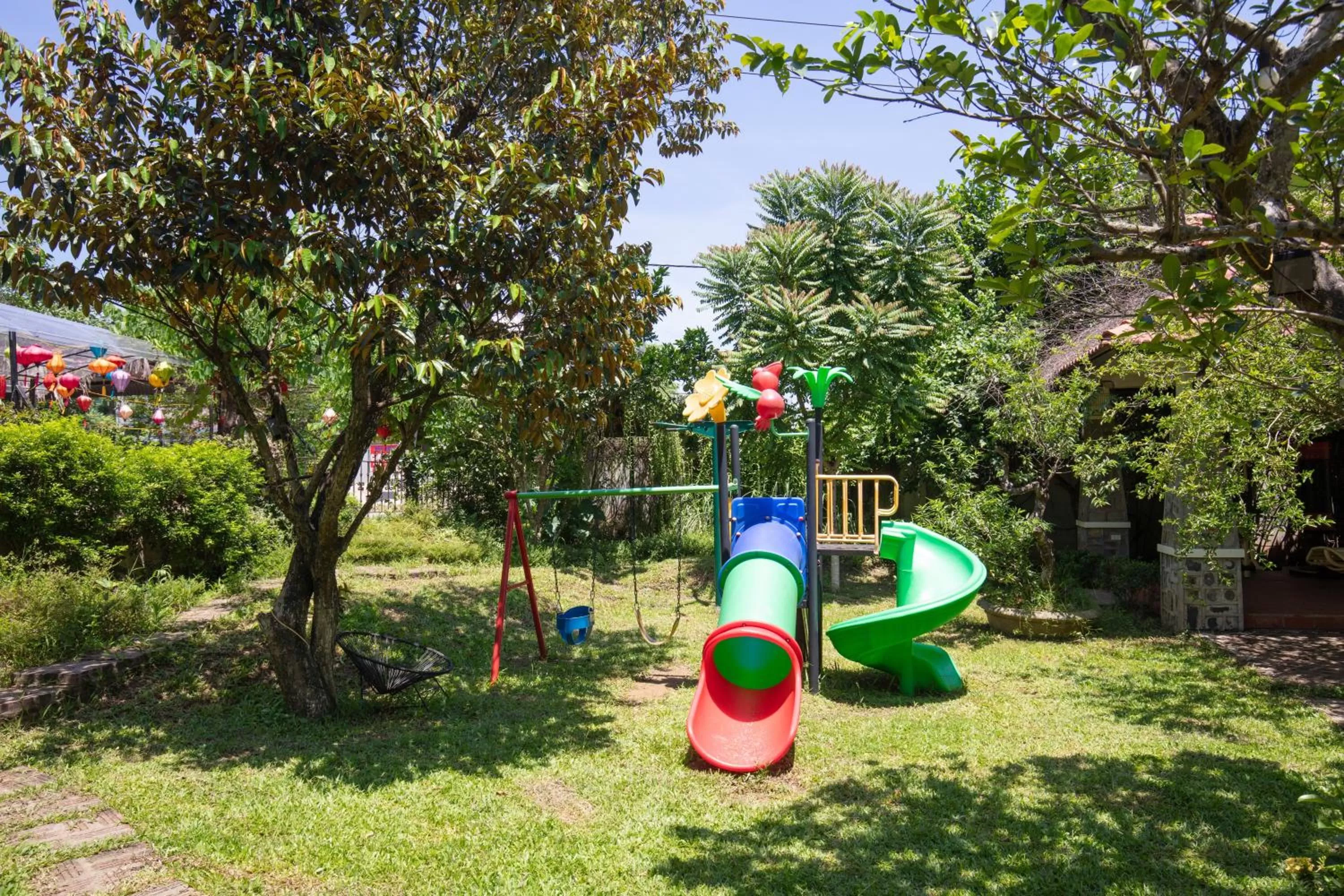 Children play ground in Bai Dinh Garden Resort & Spa