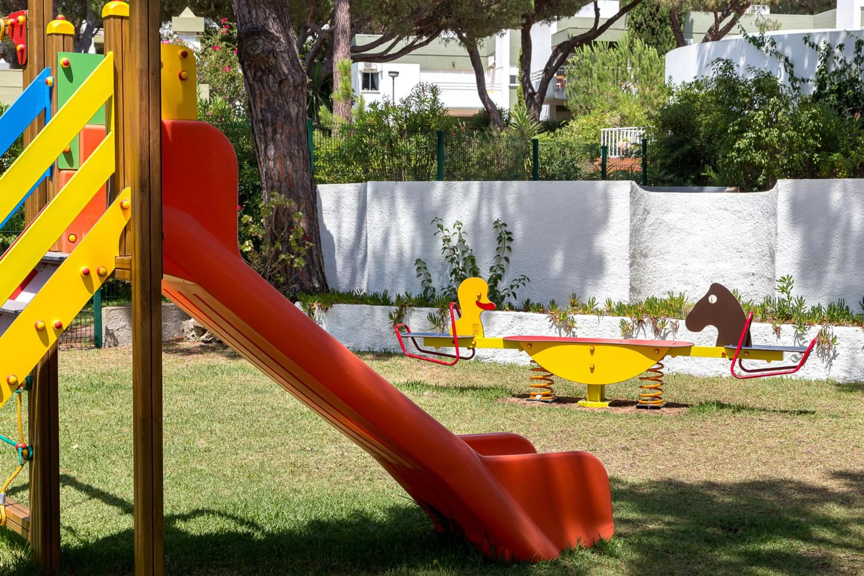 Children play ground in Apartamentos Turisticos Pinhal Da Marina