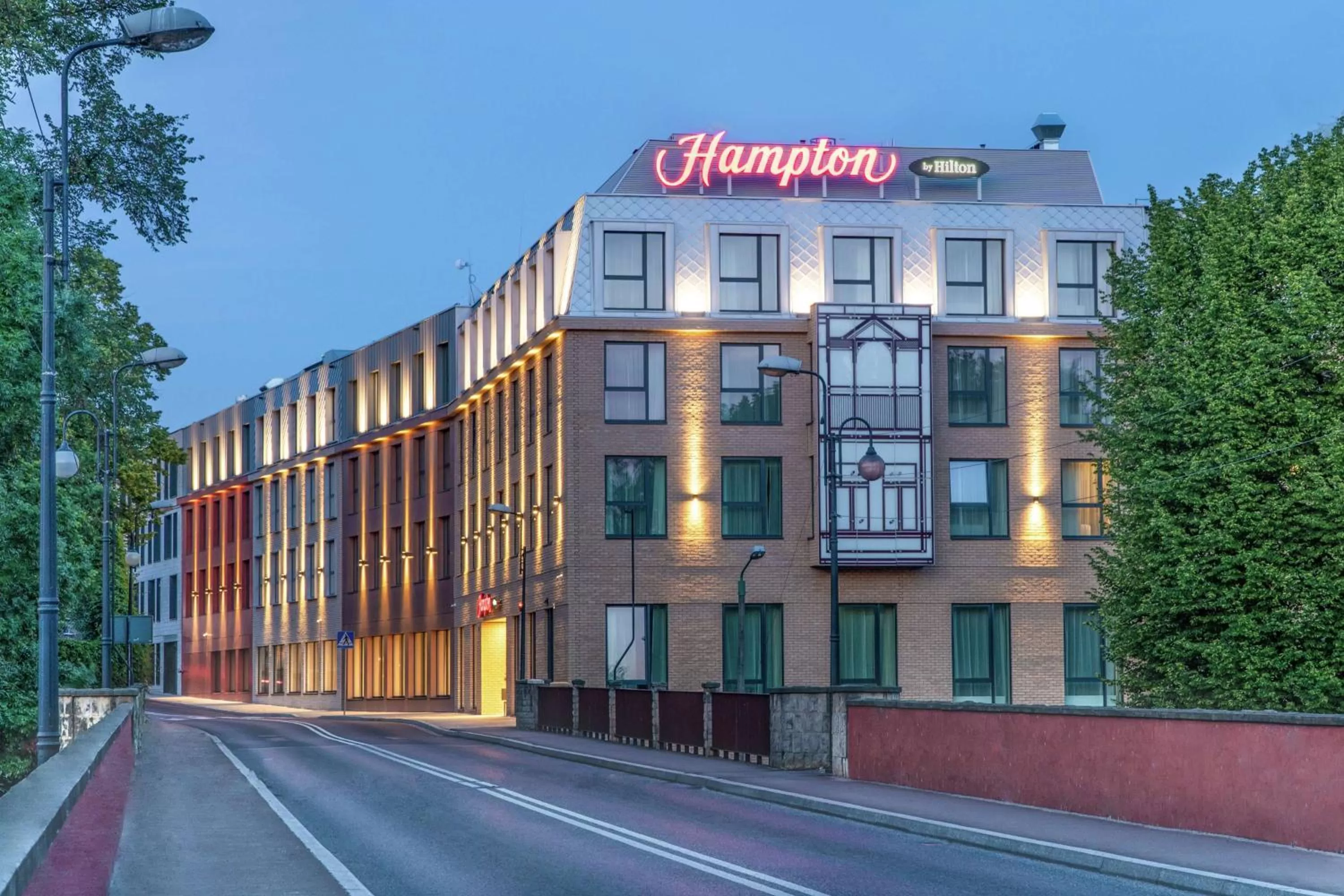 Property building in Hampton by Hilton Oswiecim