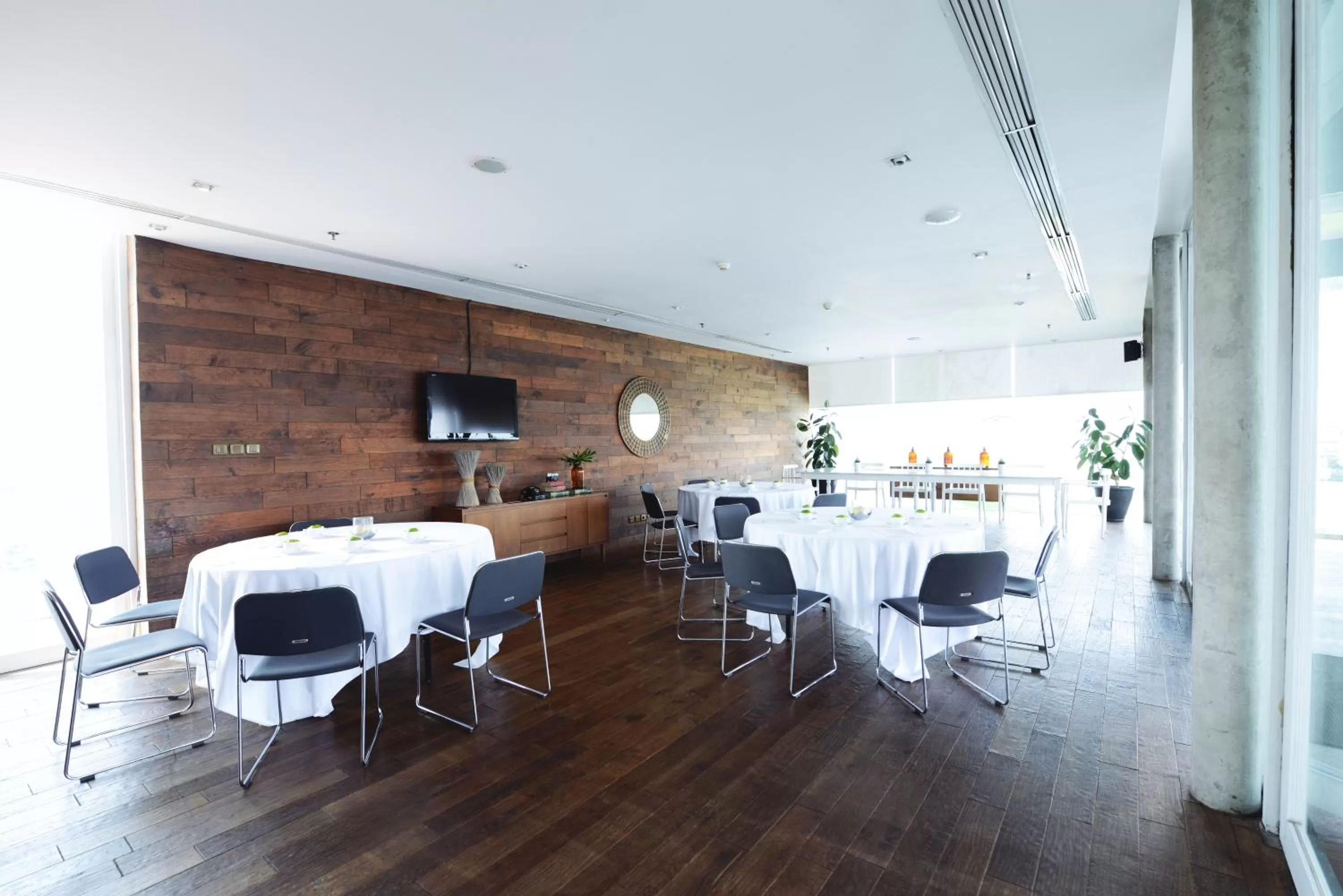 Banquet/Function facilities in Morrissey Hotel