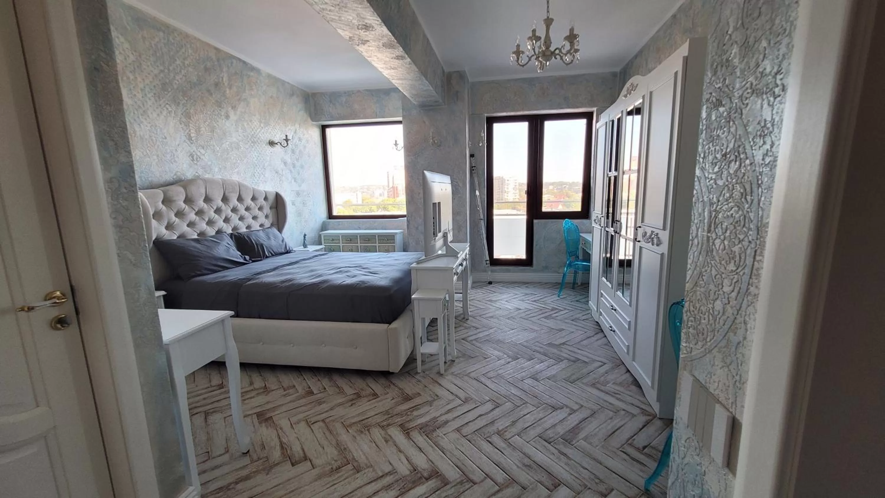 Photo of the whole room in Terrace Suites Iasi