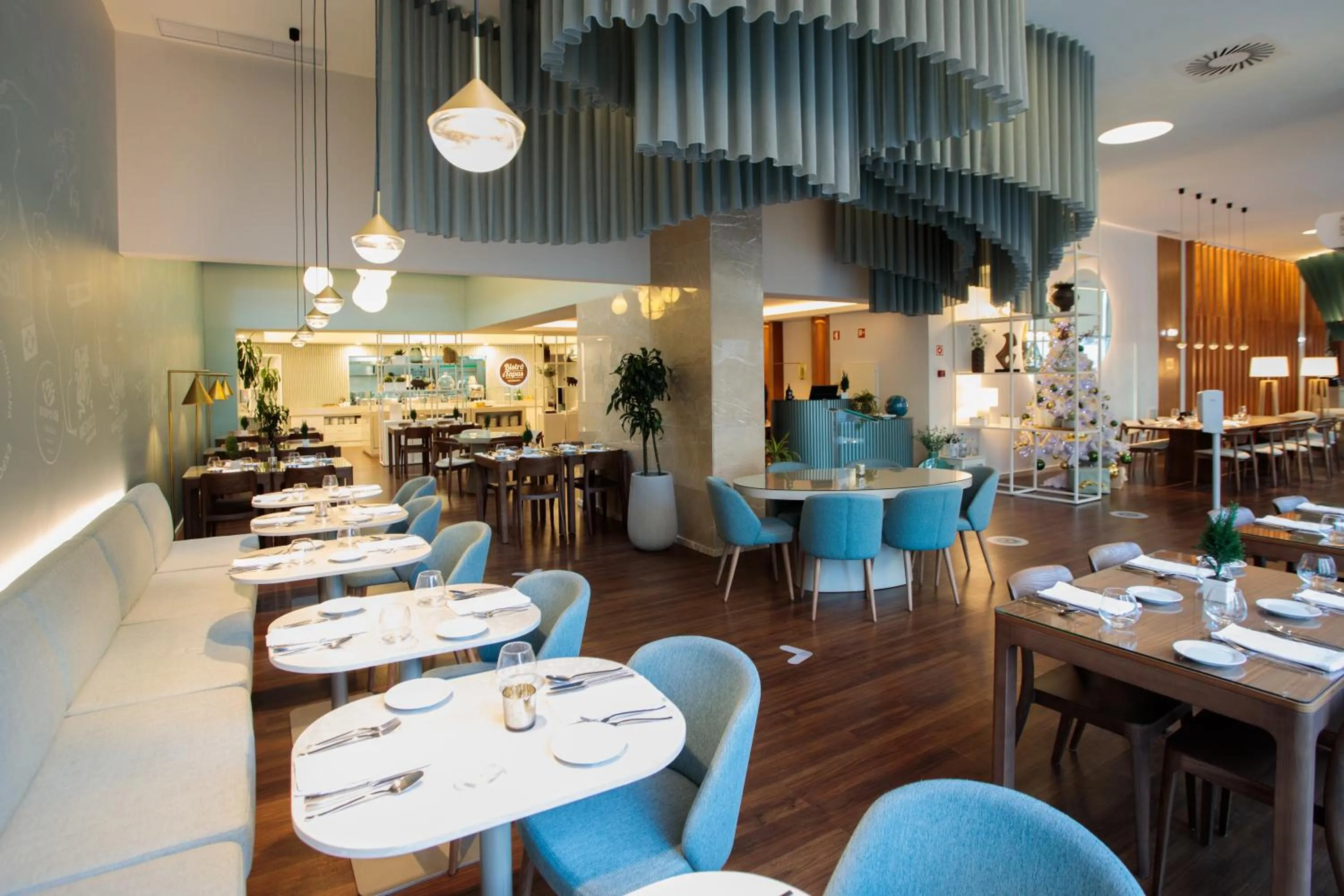 Restaurant/places to eat in Melia Lisboa Oriente Hotel