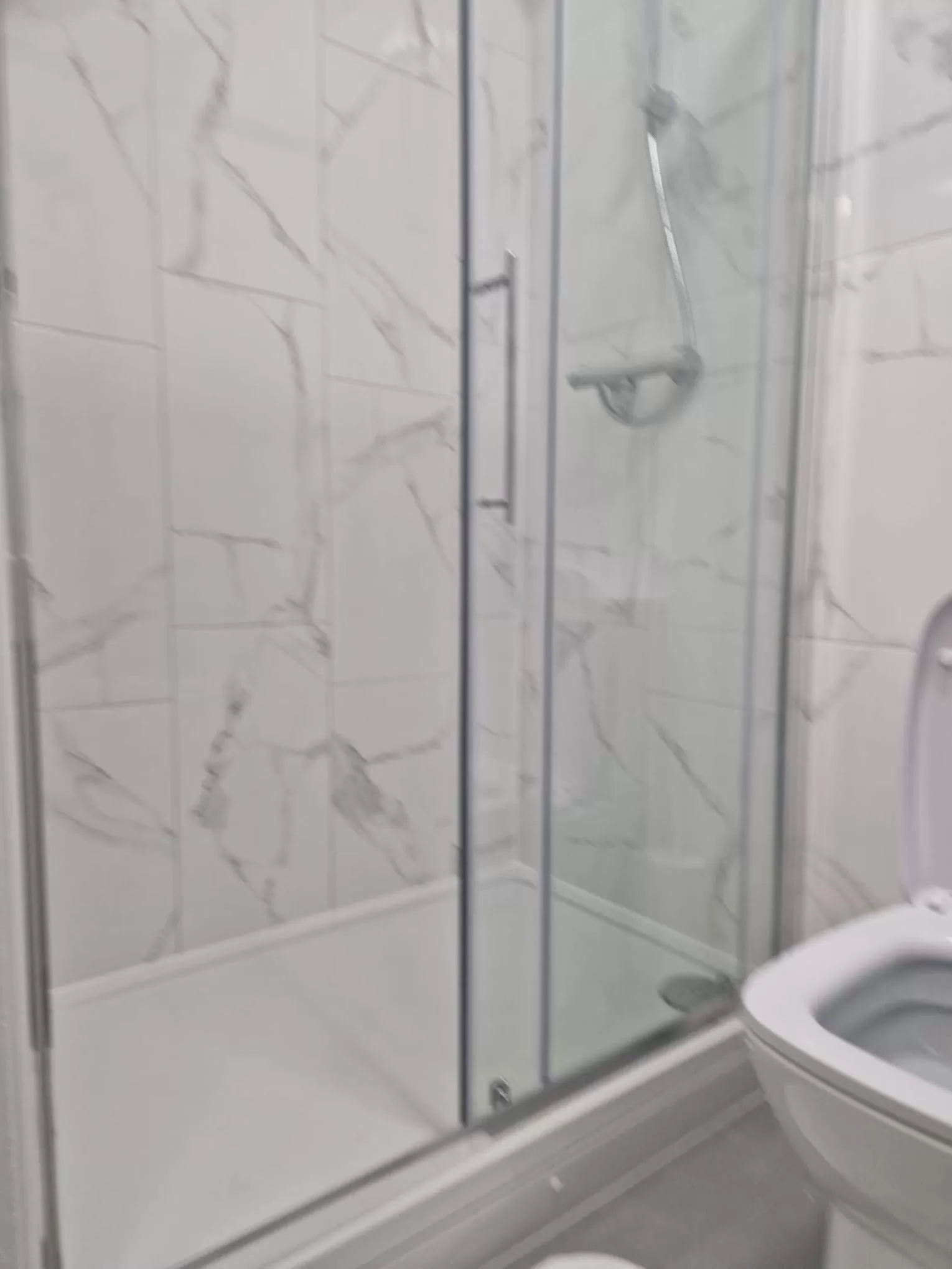 Bathroom in Wns Southend -on-Sea
