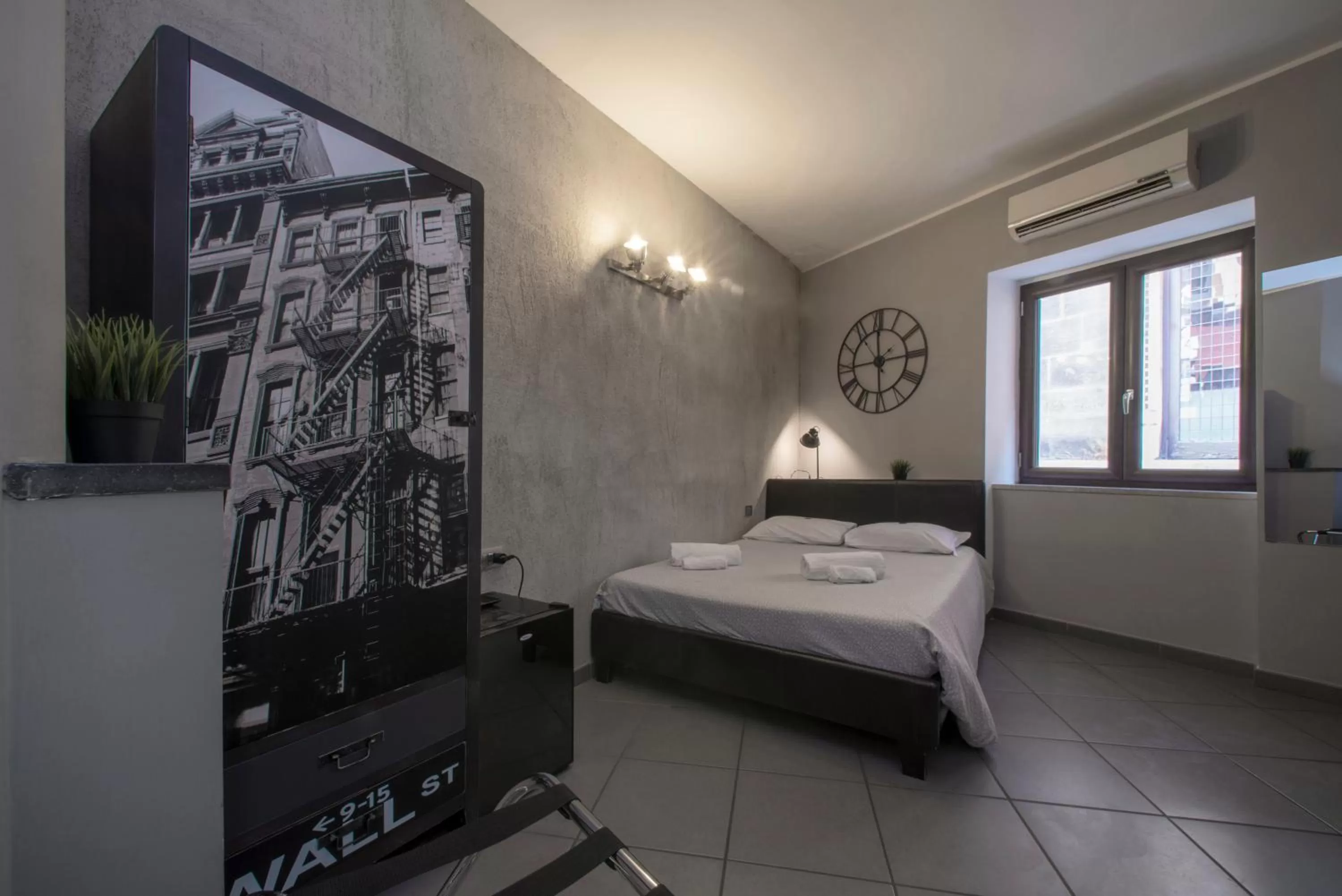 Photo of the whole room, Bed in Il Taschino Suite