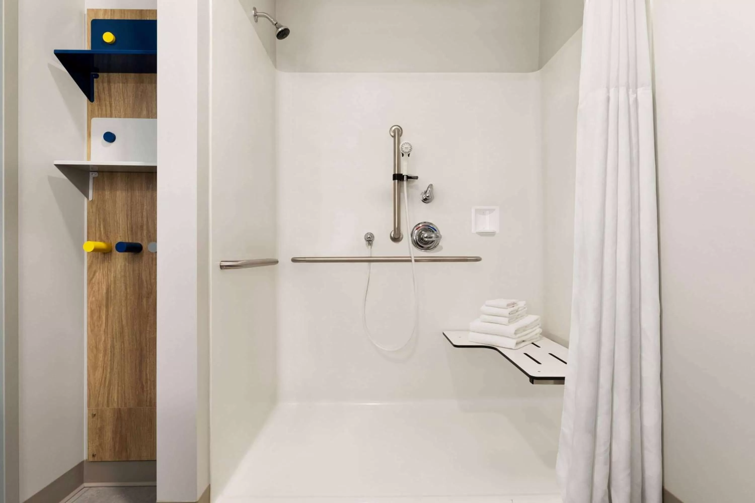 Bathroom in Microtel Inn Suites by Wyndham Lac-Megantic