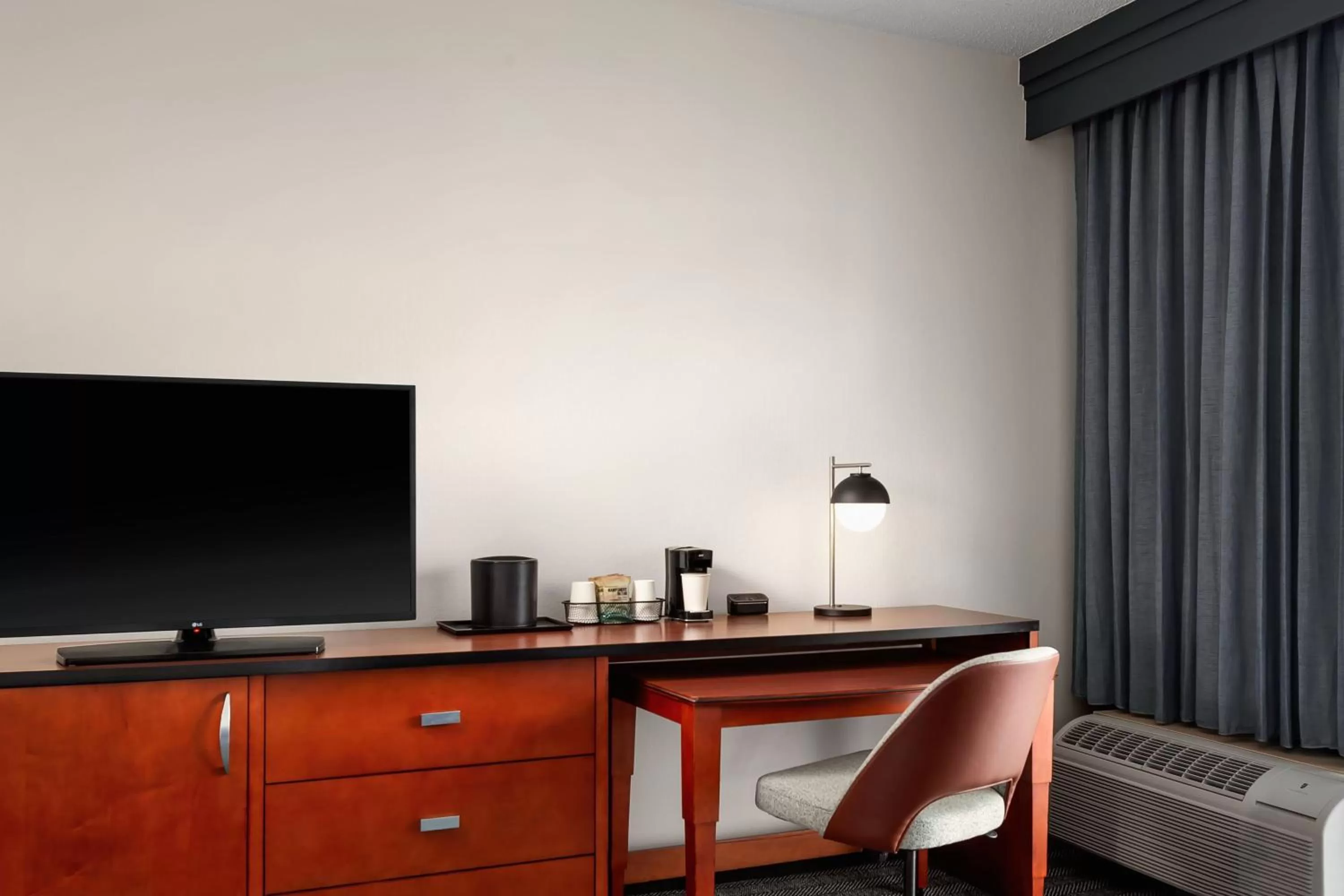 Double Room with Two Double Beds in Courtyard by Marriott Minneapolis-St. Paul Airport