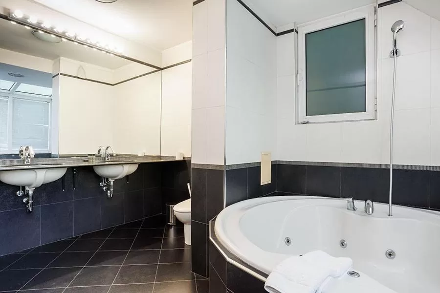 Toilet in Europe Hotel