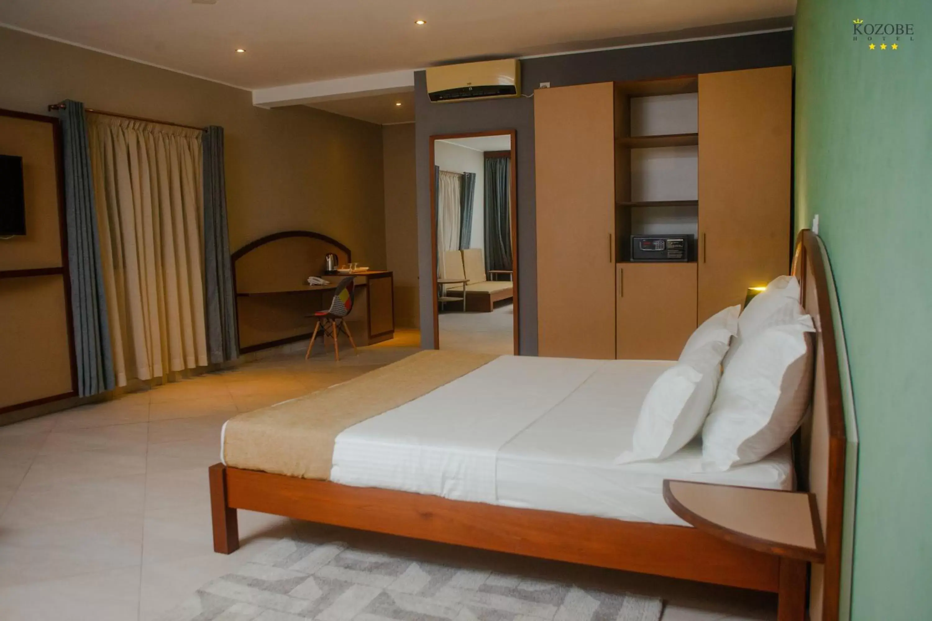 Queen Room in KOZOBE HÔTEL Queen Room in KOZOBE HÔTEL