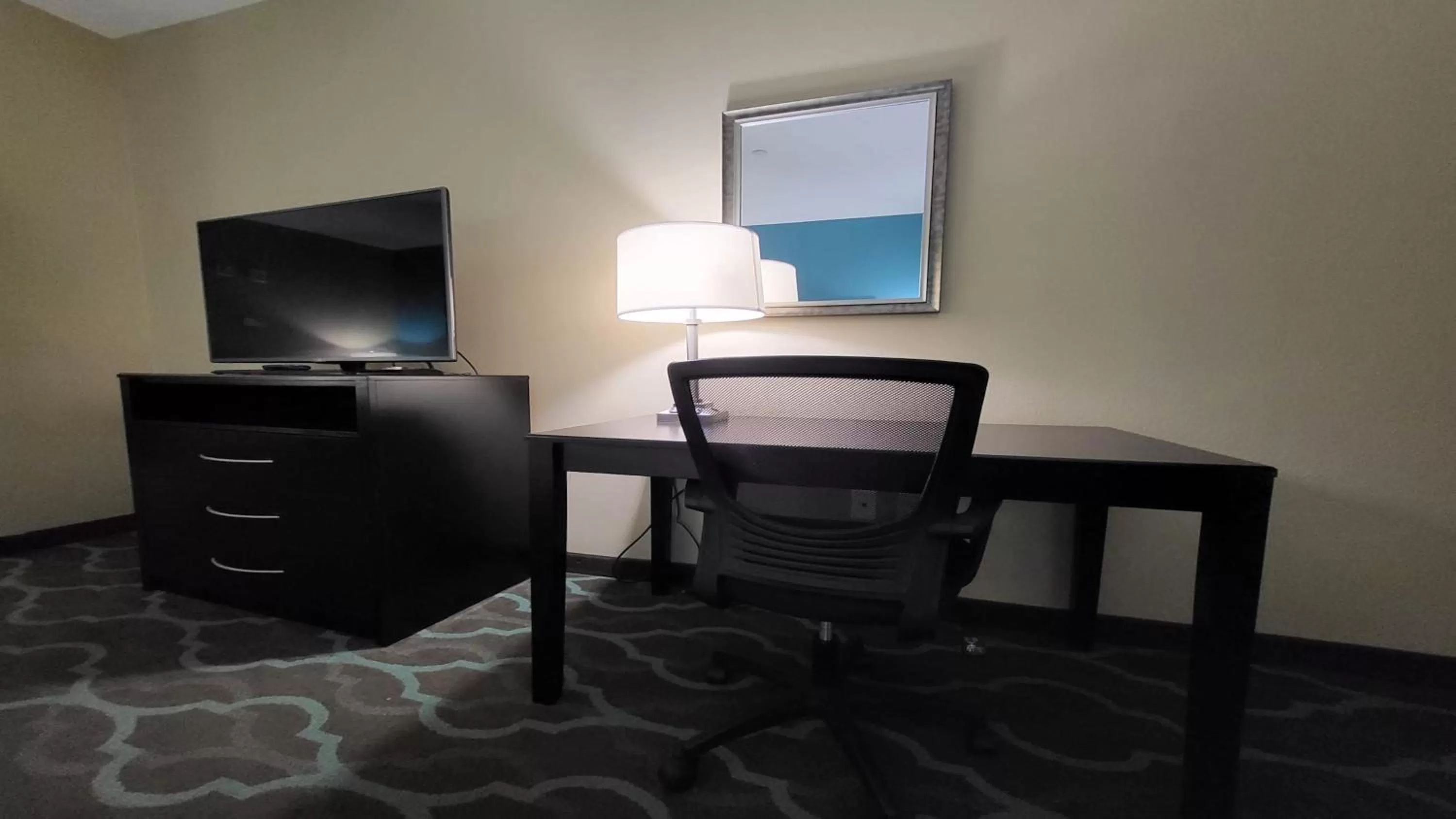 Photo of the whole room in Holiday Inn Express Hotels & Suites Cuero by IHG