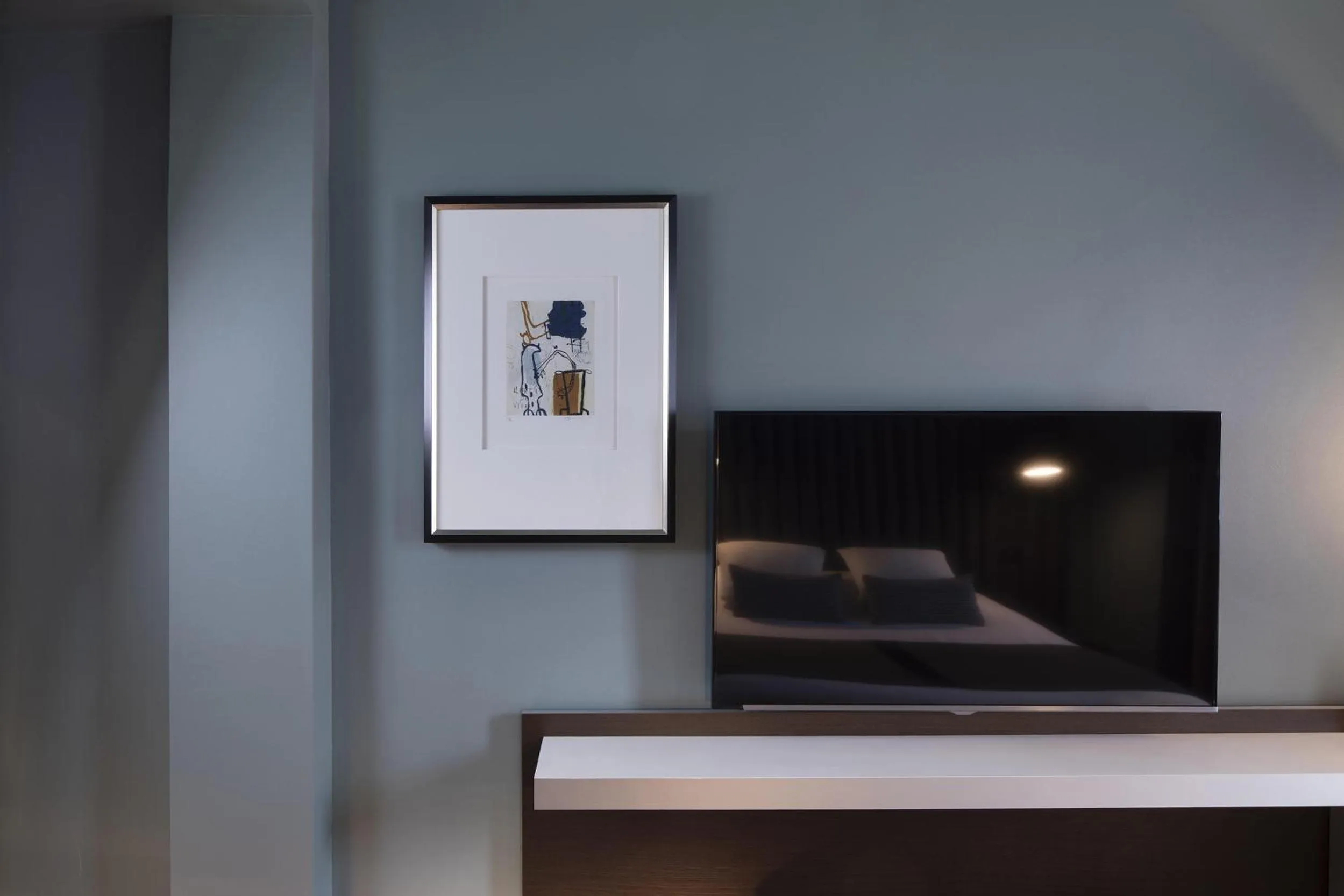 Bedroom in Hôtel Diana Dauphine