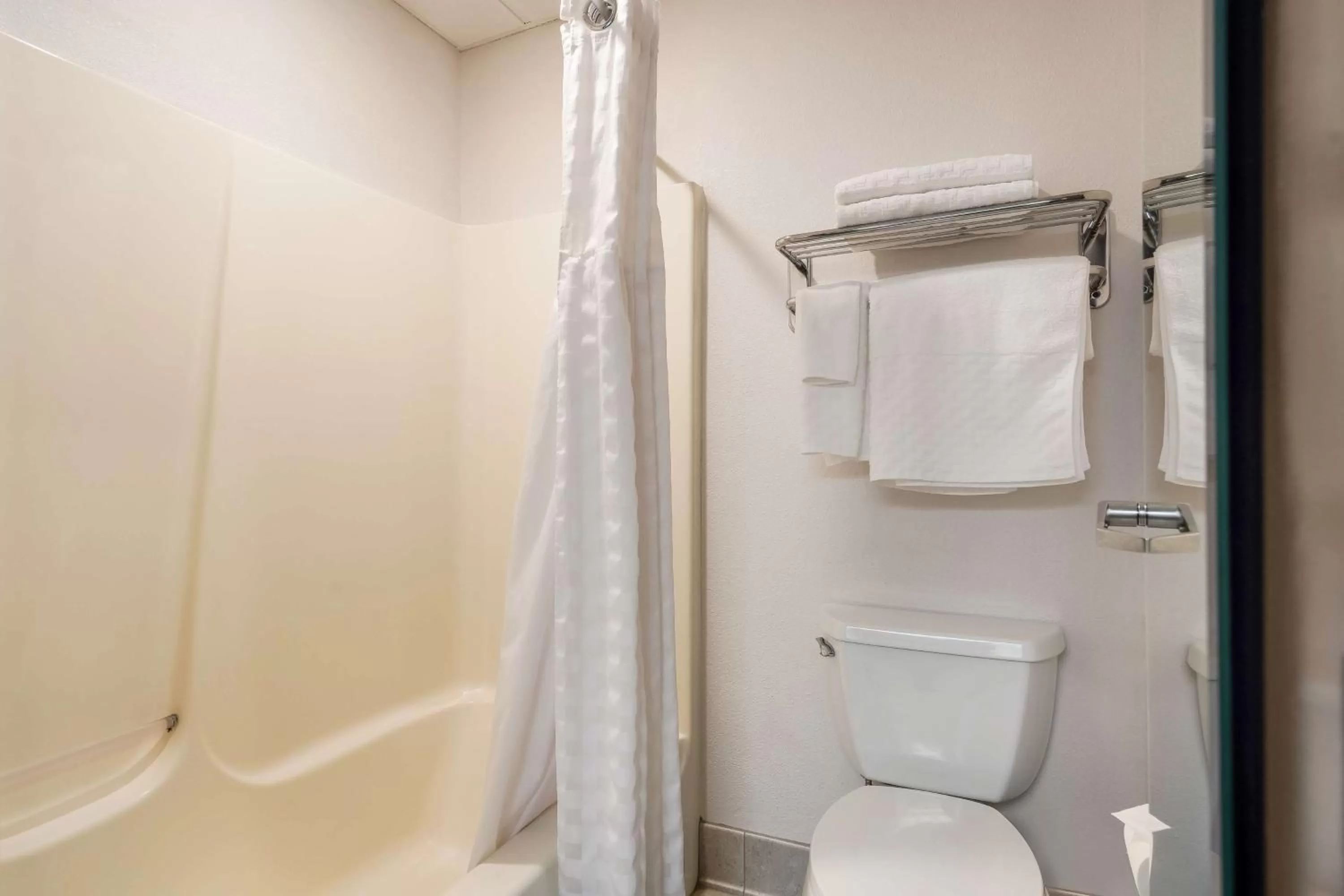 Bathroom in Best Western Lock Haven