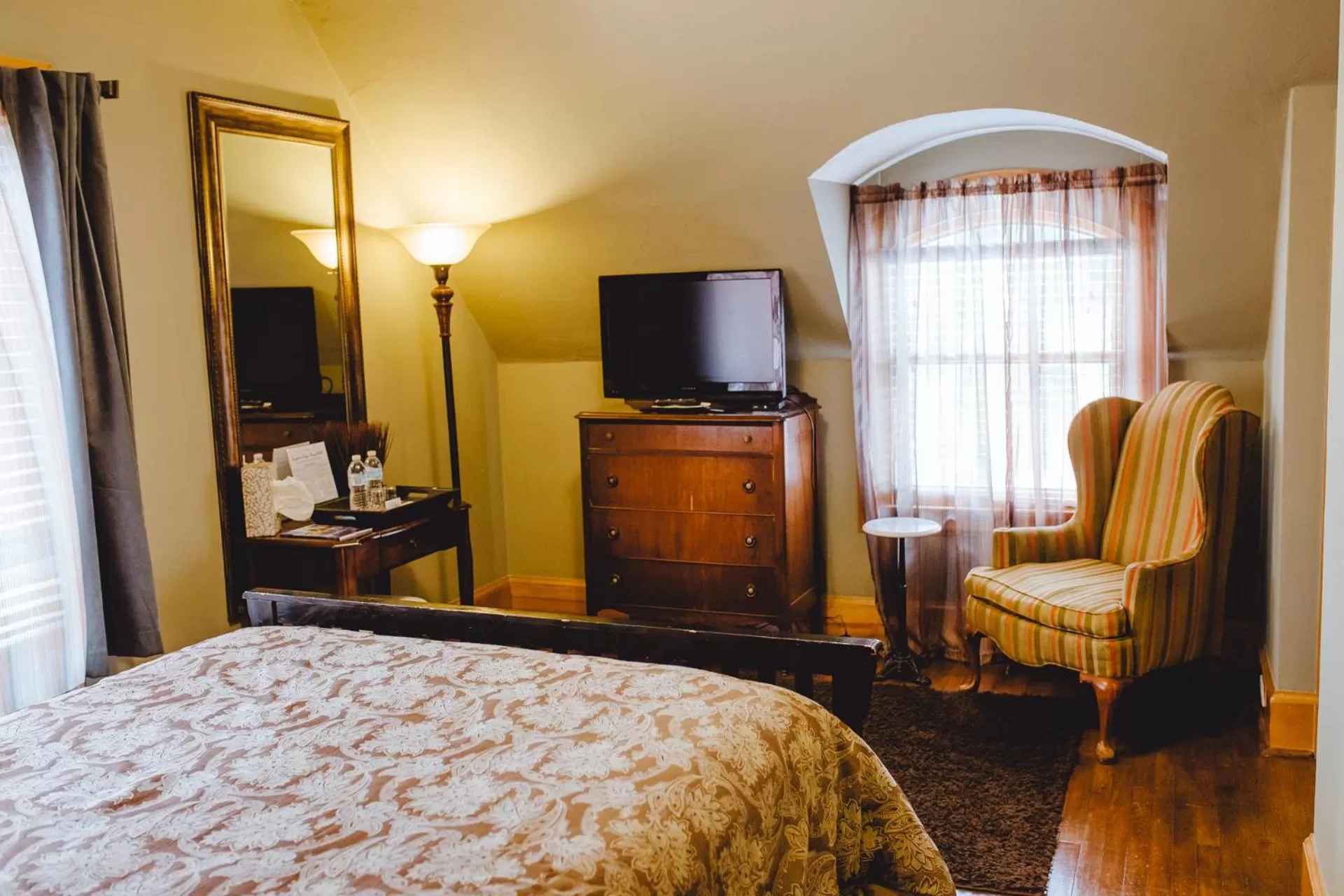 TV/Entertainment Center in Leonard at Logan House