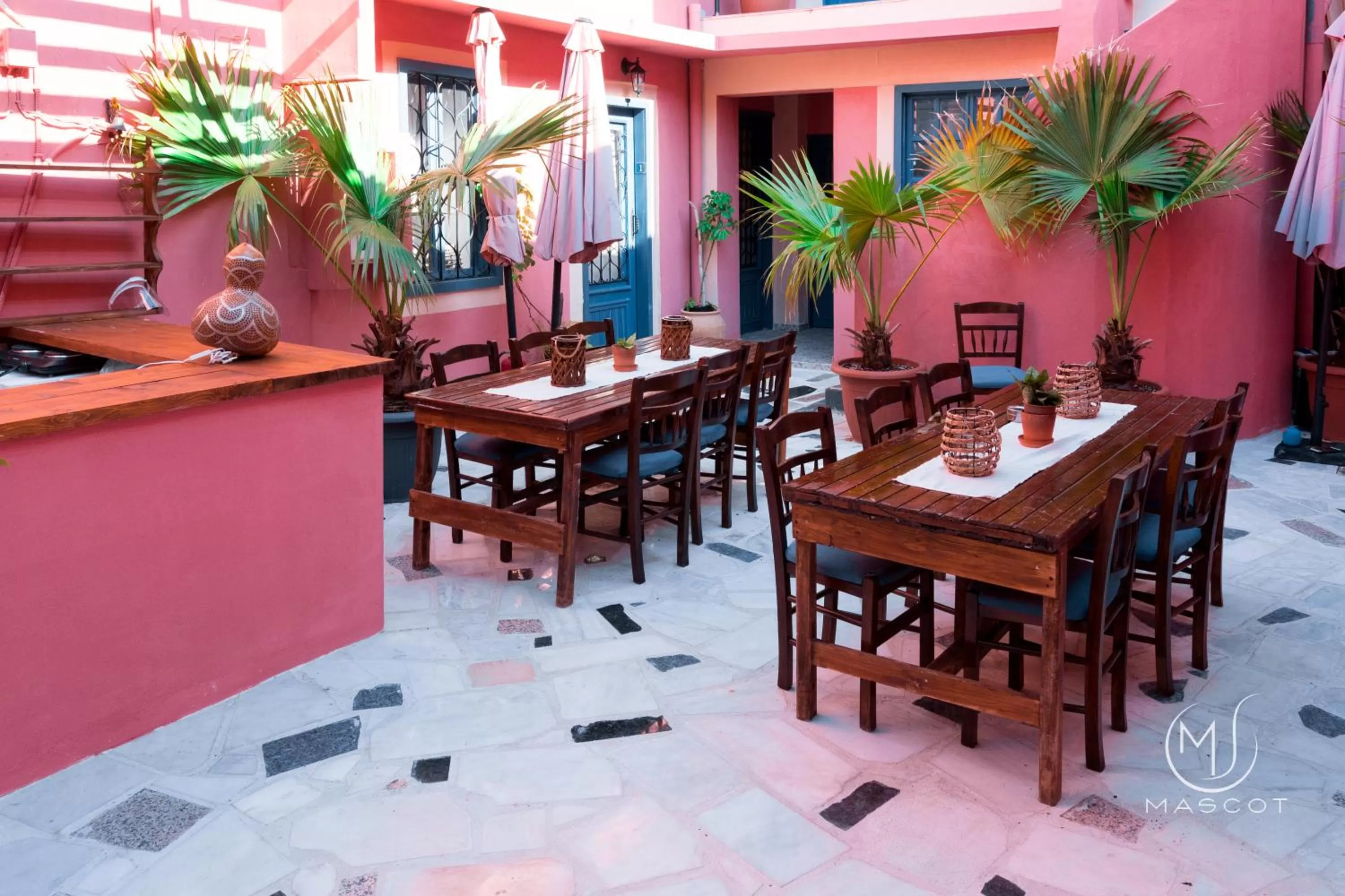 Patio in Mascot Garden Rooms