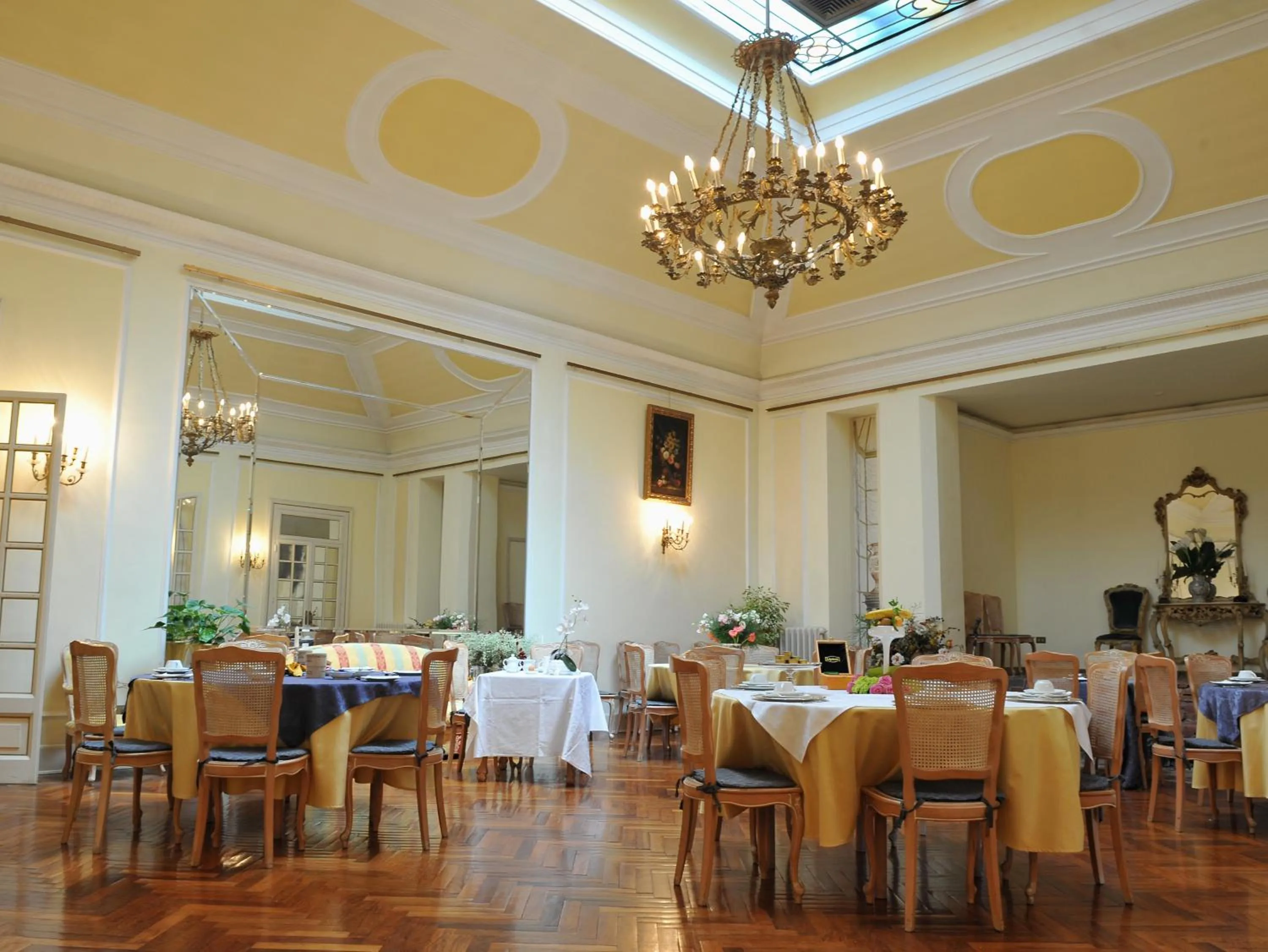 Restaurant/places to eat in Grande Albergo Quattro Stagioni