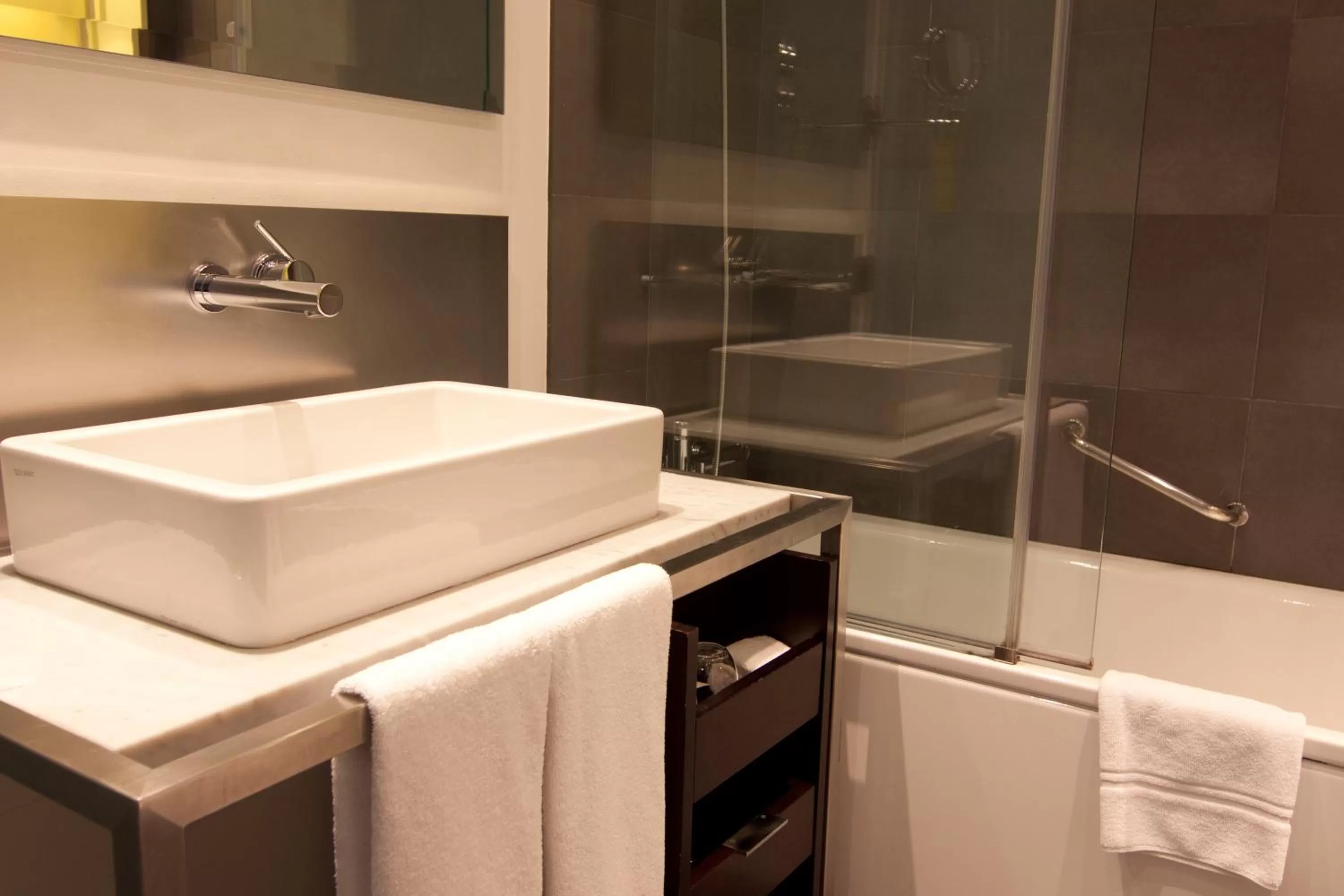 Bathroom in Sixtytwo Hotel