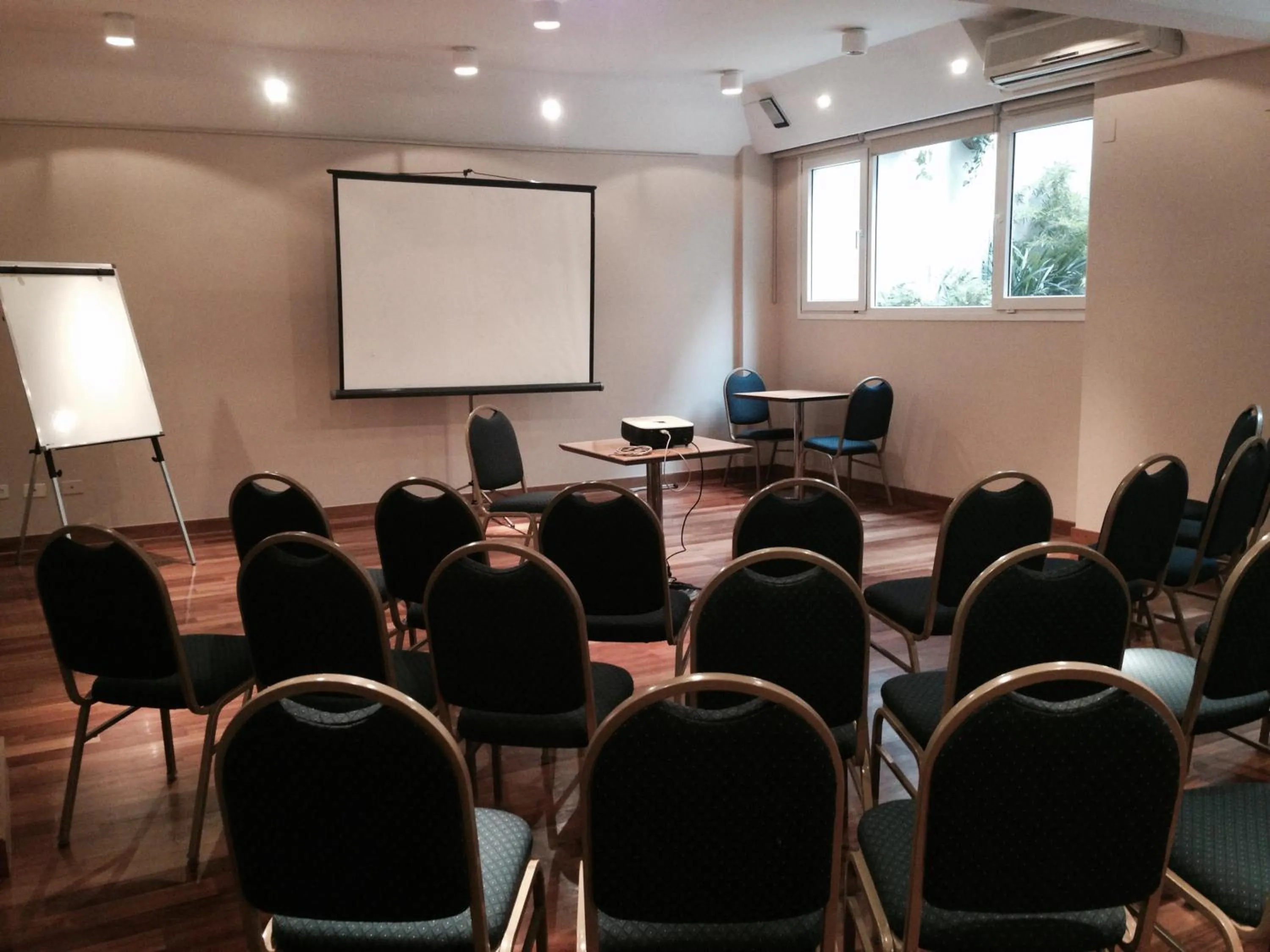 Business facilities in Palermo Suites Buenos Aires Hotel & Apartments