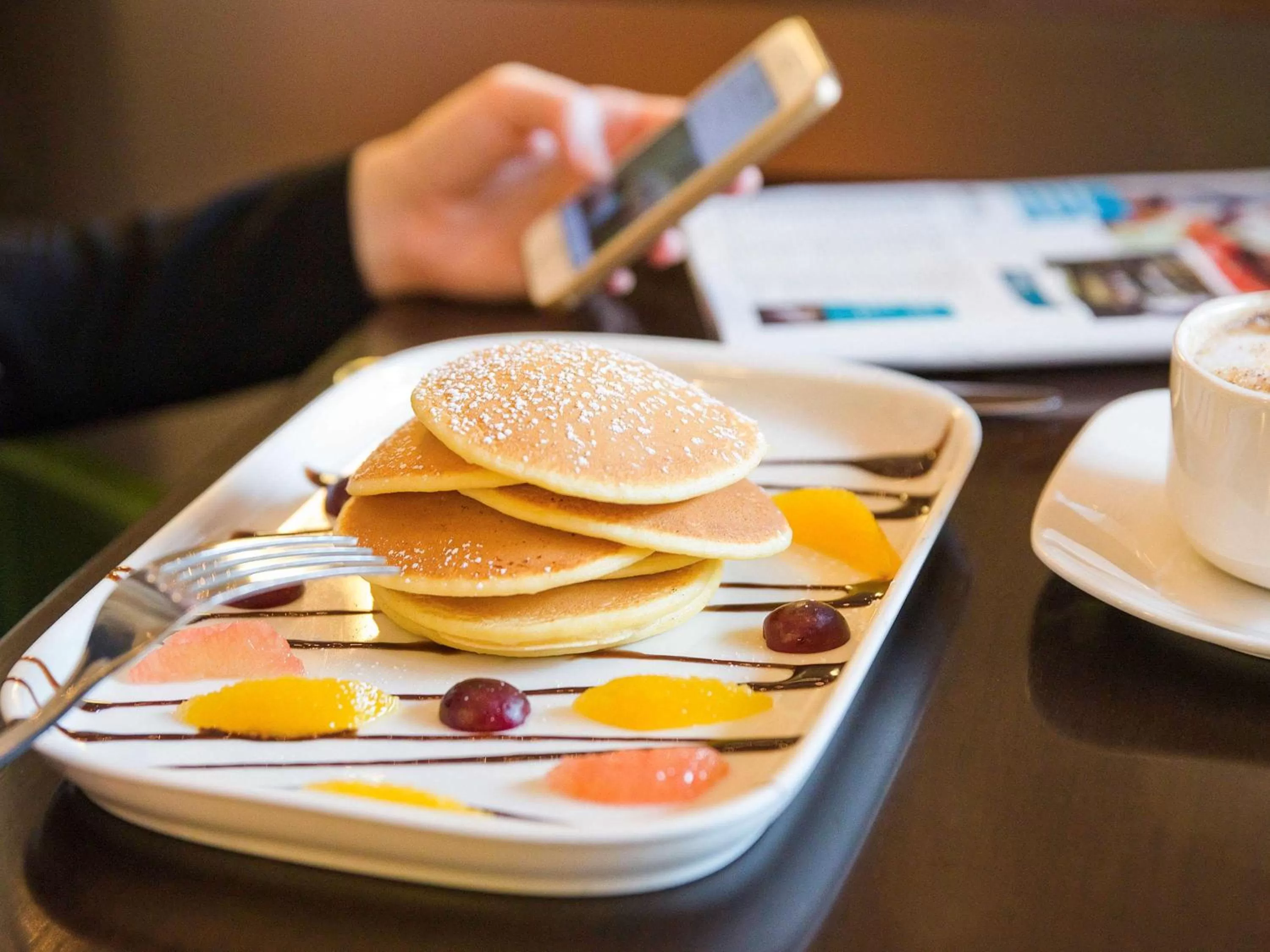 Restaurant/places to eat in ibis Dubai Al Rigga