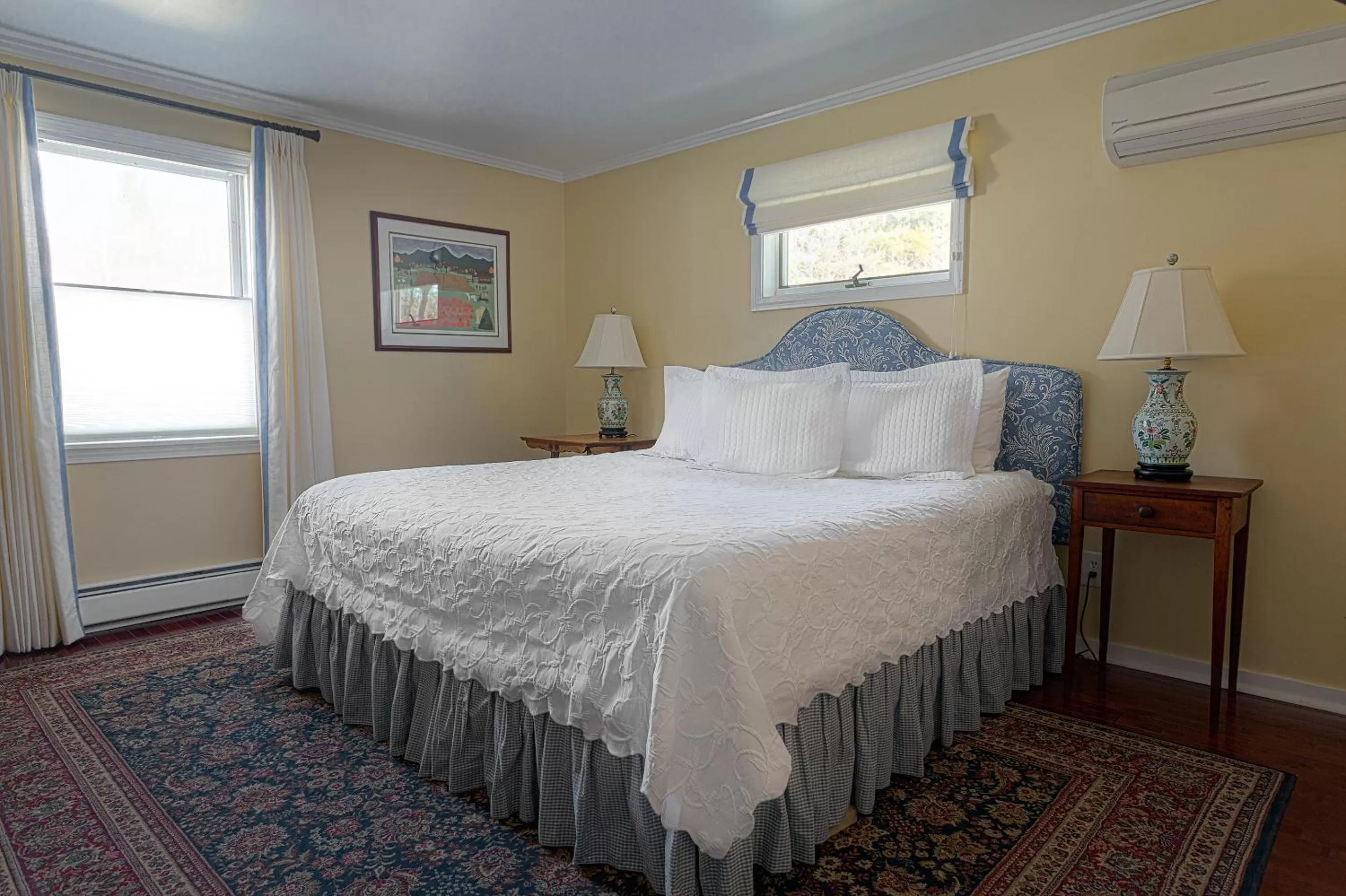 Bed in The Inn at Manchester