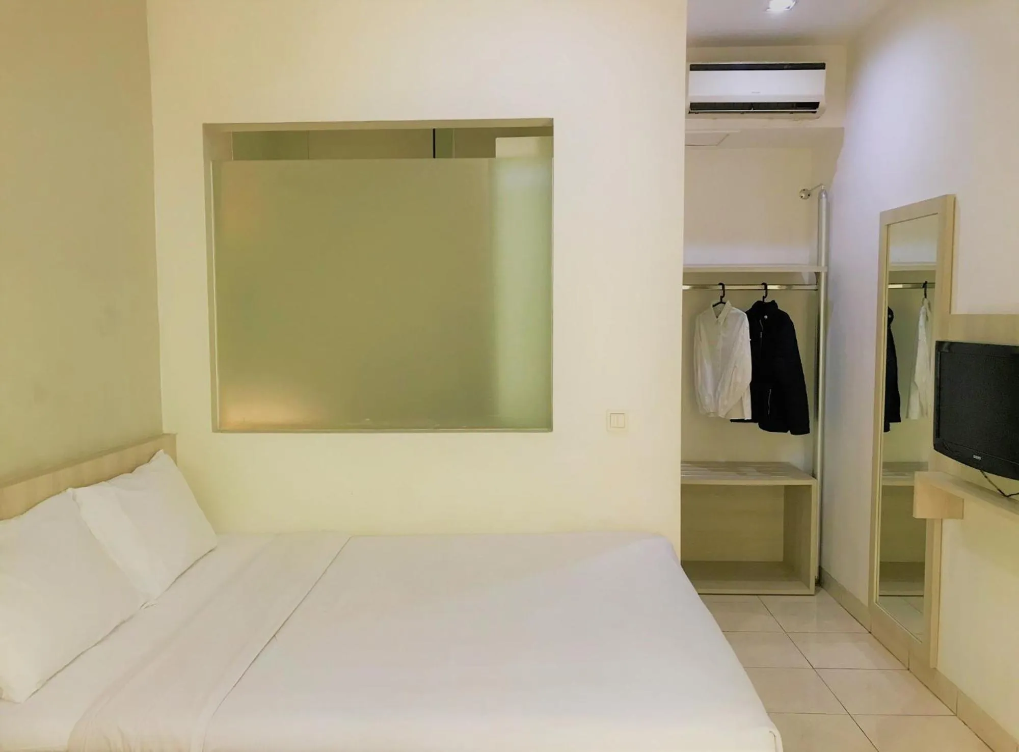 Bed in LeGreen Suite Penjernihan