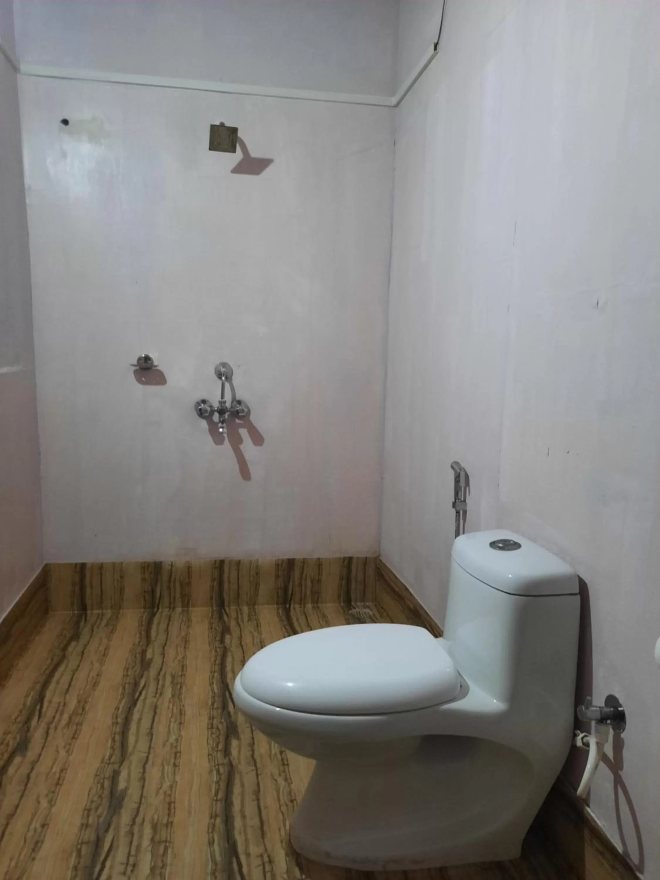 Bathroom in Peace Garden Beach Resort