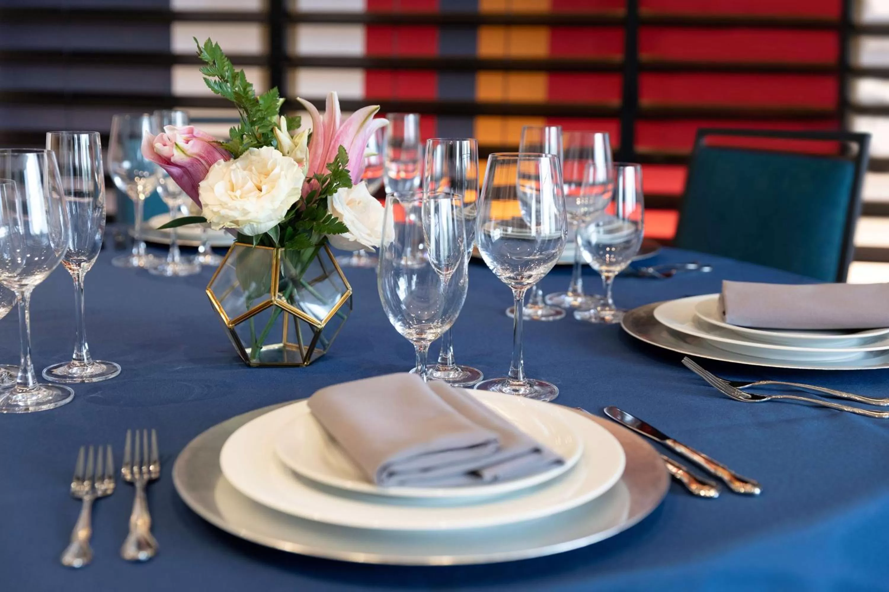 Dining area in Hampton Inn & Suites Watertown Boston, Ma