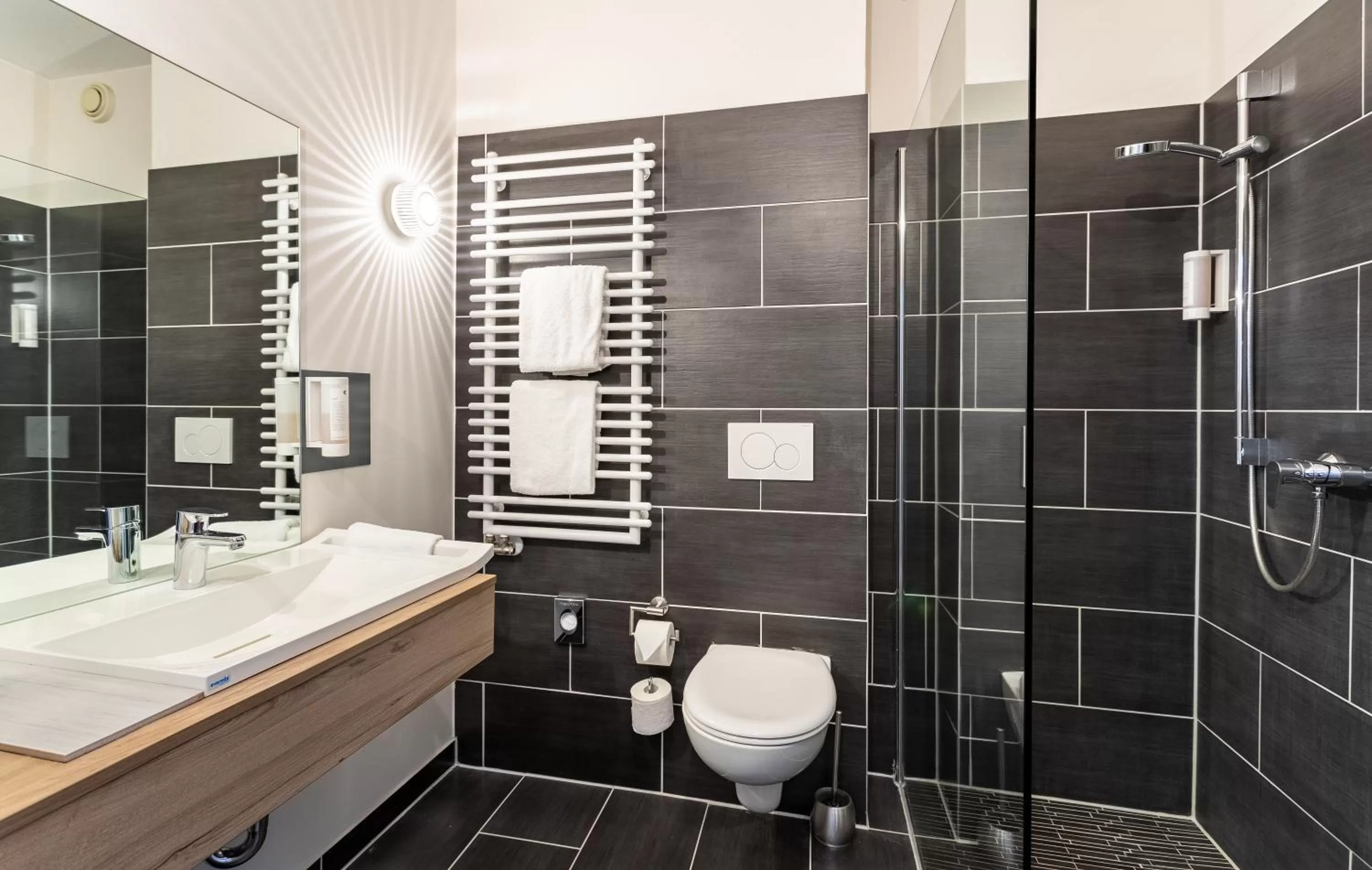 Bathroom in Aqualux Wellness- & Tagungshotel