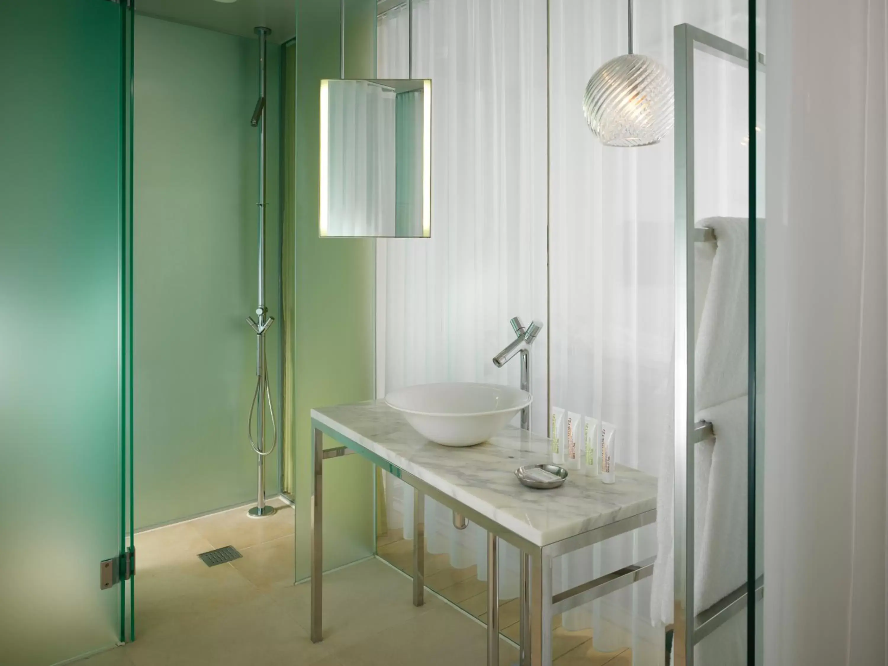 Standard Double Room in Sanderson London Standard Double Room in Sanderson London