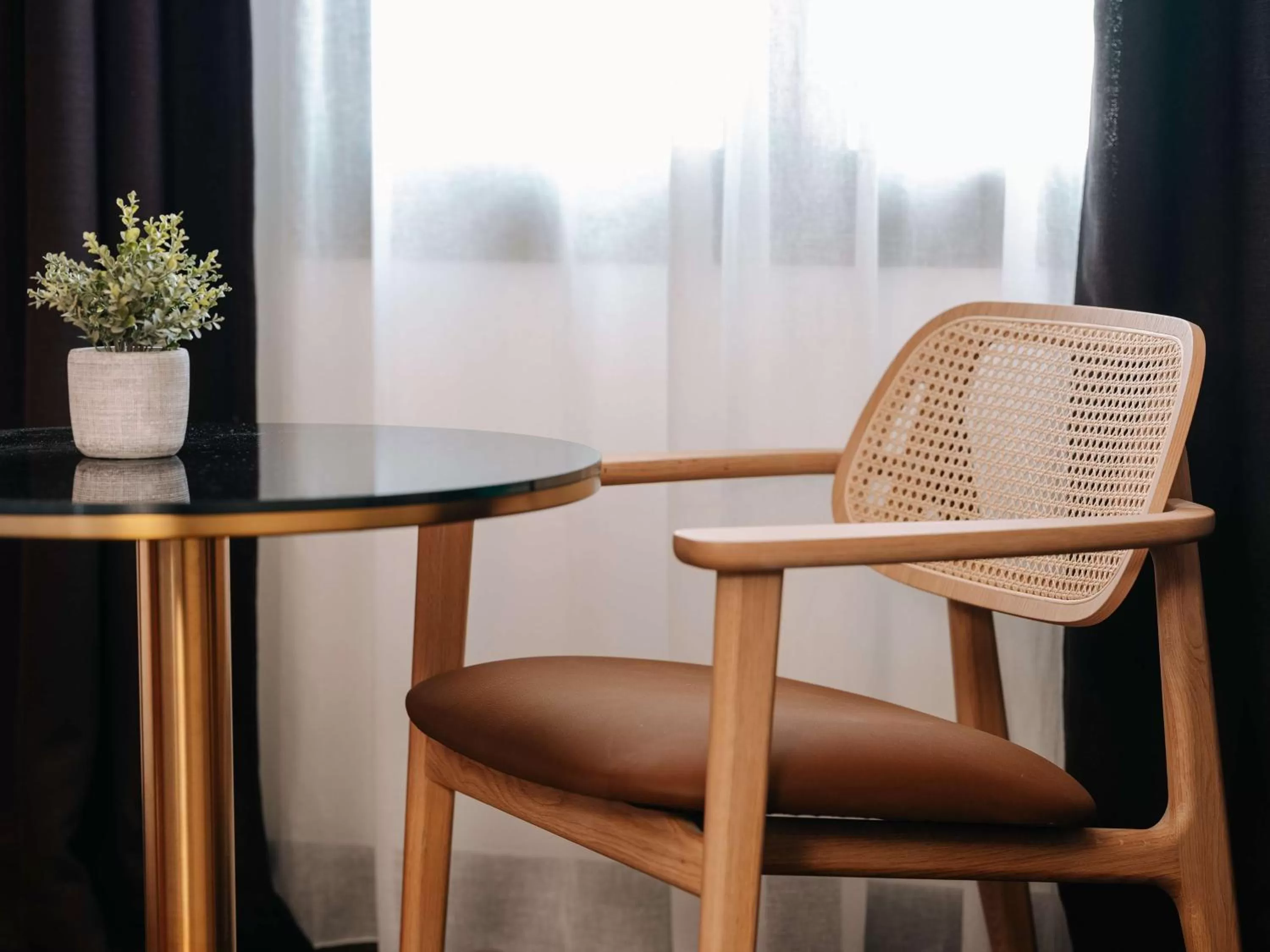 Living room in Marty Hotel Bordeaux - Tapestry Collection by Hilton